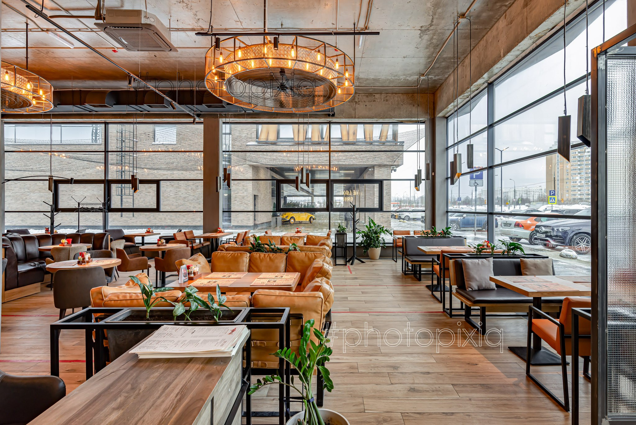 Интерьерная съёмка ресторана ZAMES beer & greill. Интерьерная съёмка и виртуальные туры — Интерьерный фотограф Кузнецов Сергей (photopixiq)