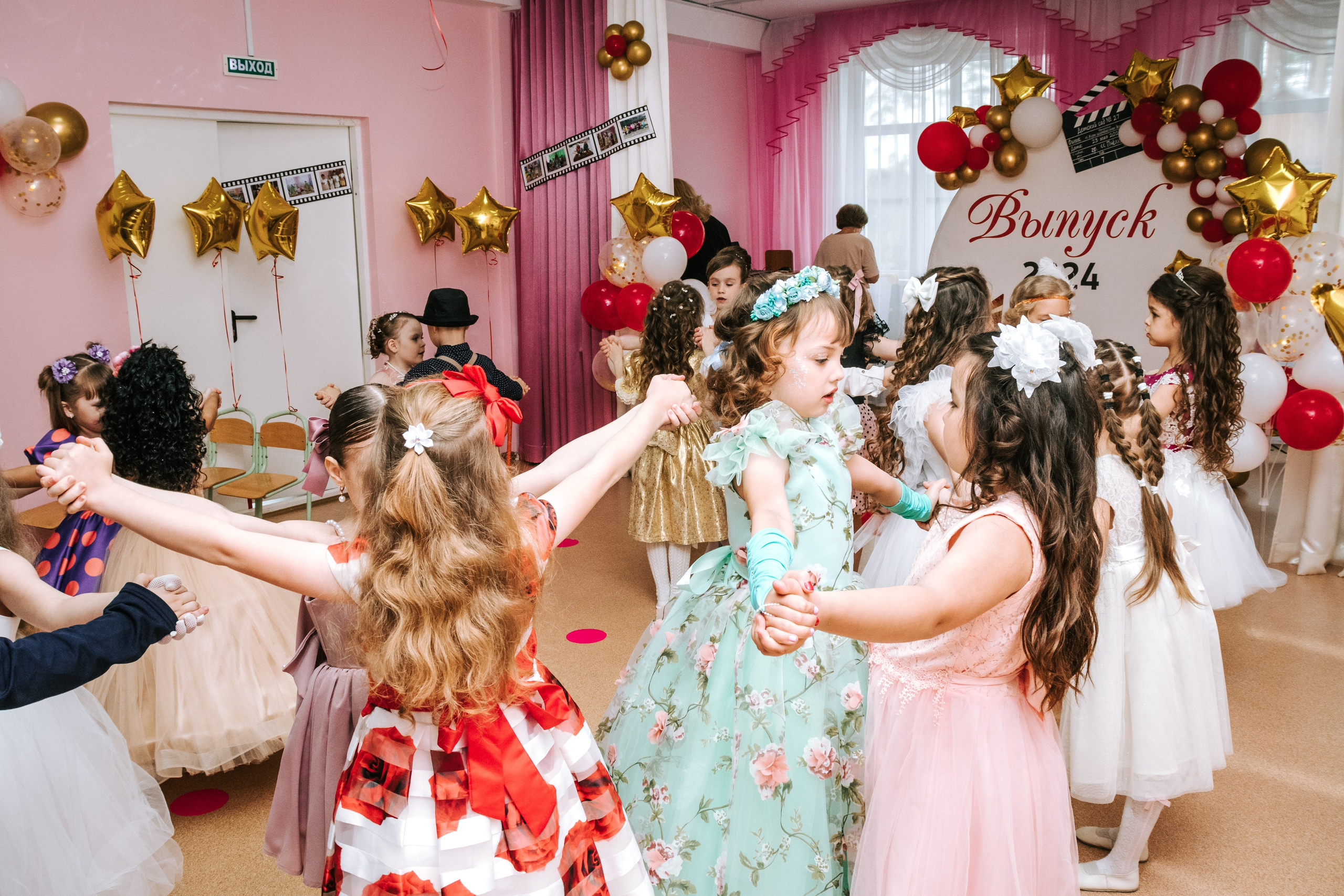 Фотограф на выпускной Детского сада Томск. Фотограф в Томске Дарья Пучкина