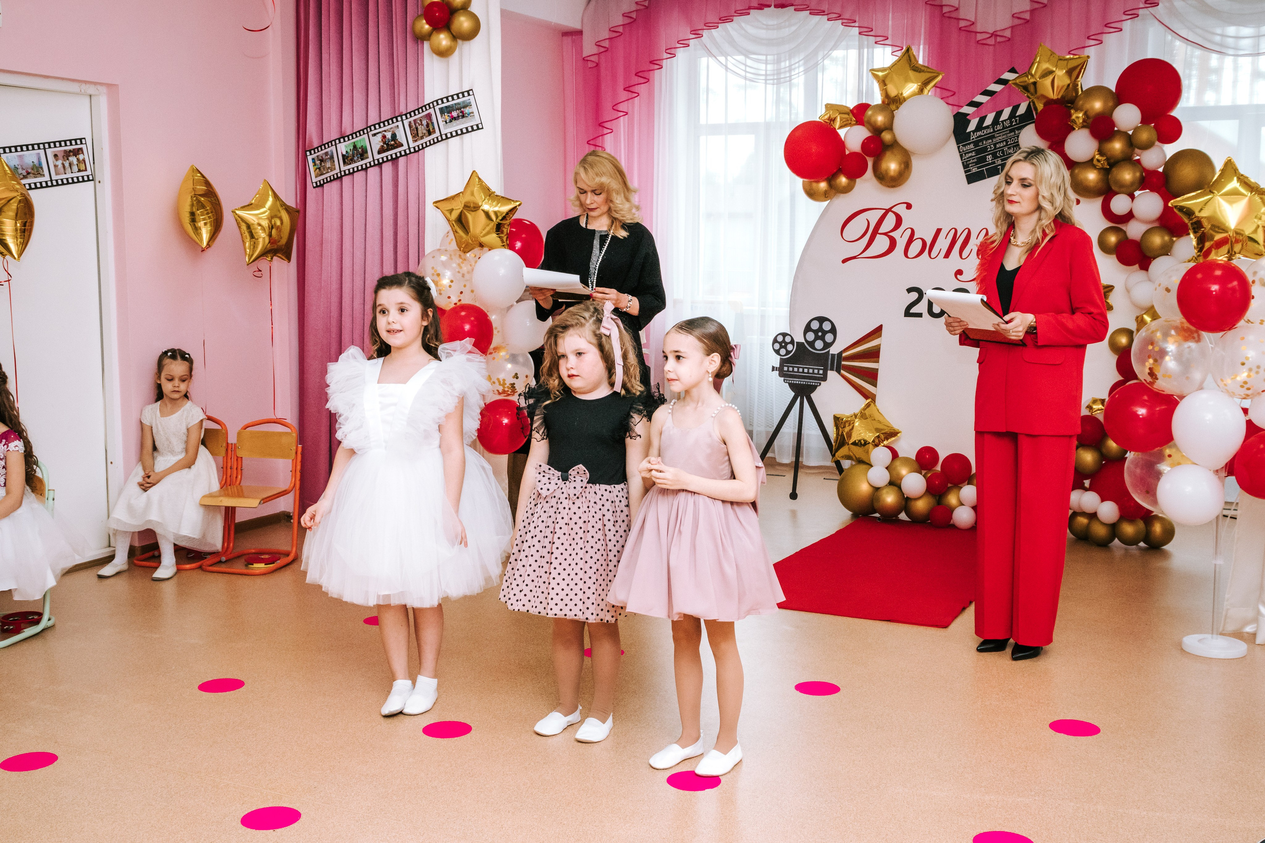 Фотограф на выпускной Детского сада Томск. Фотограф в Томске Дарья Пучкина