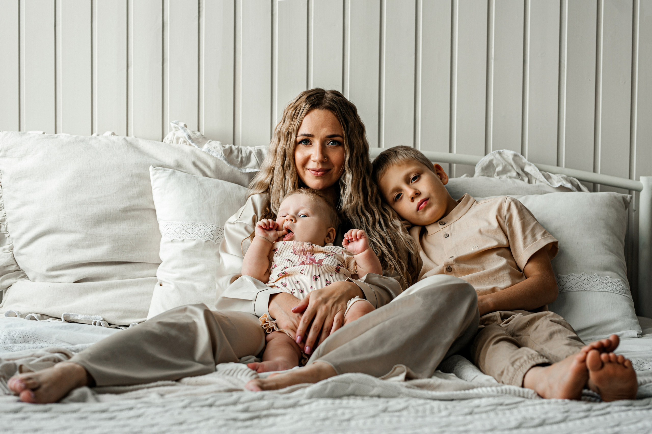 Лера, Арсений, Аврора. Фотограф Таинств Крещения и Венчания в г. Курске