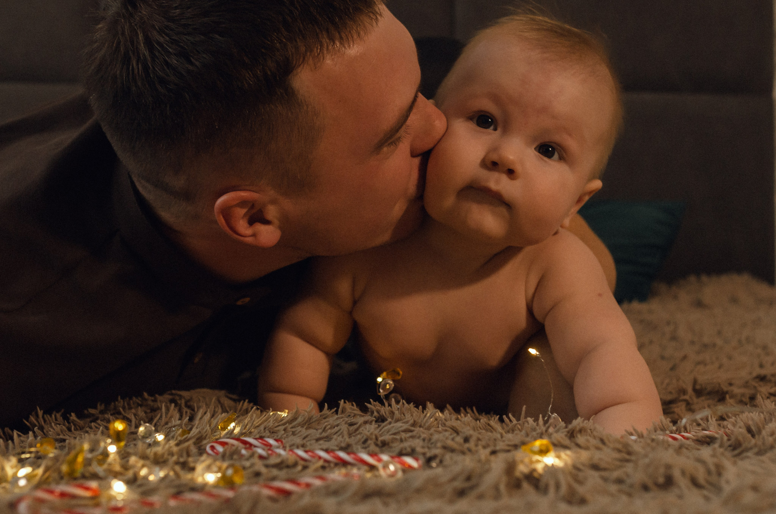 Аня, Никита и маленький Арсений. Домашняя съемка. Семейный фотограф в Барнауле и Санкт-Петербурге Ирина Ястребова