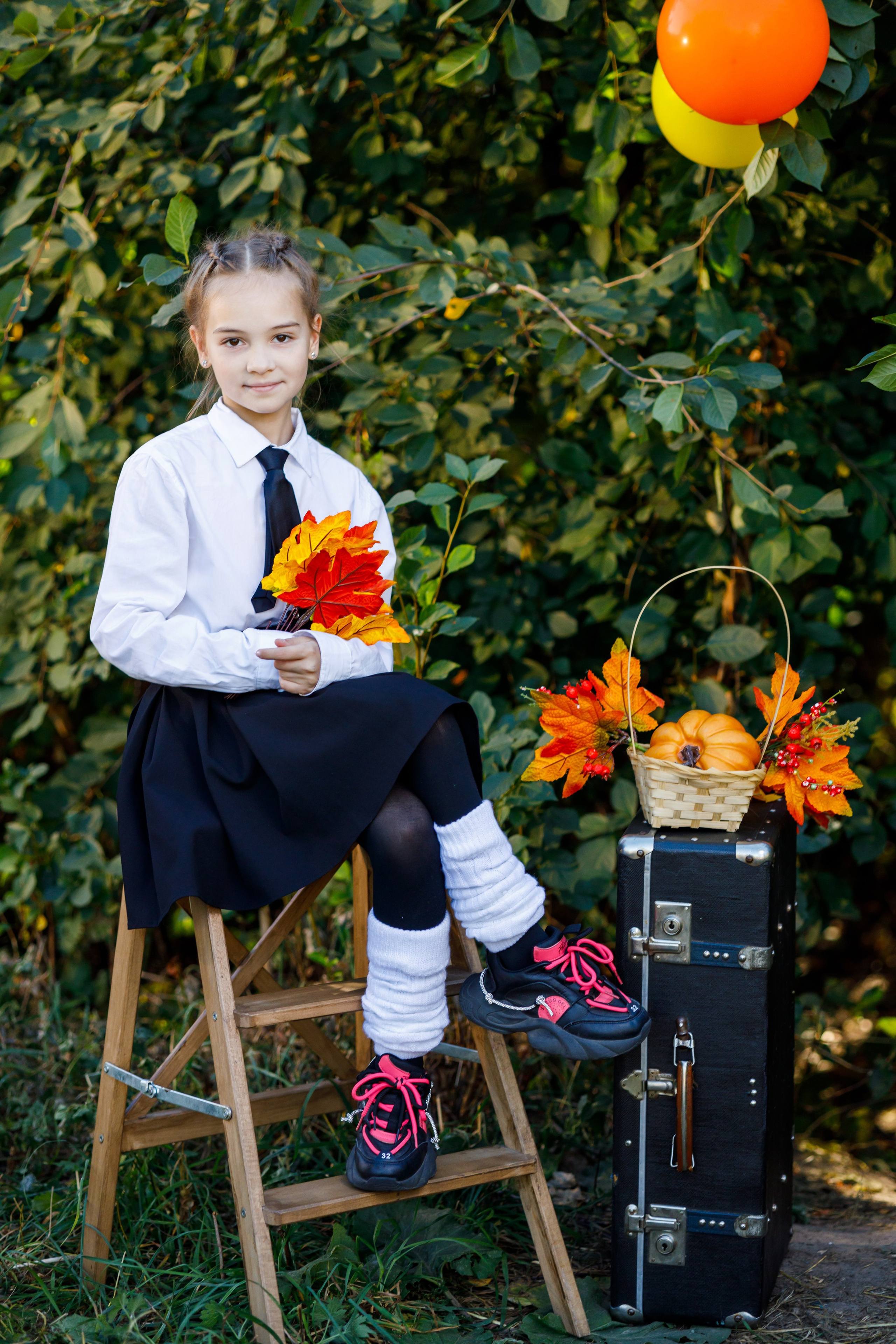 Школьная осенняя фотосессия. Профессиональная фото и видеосъемка. Москва