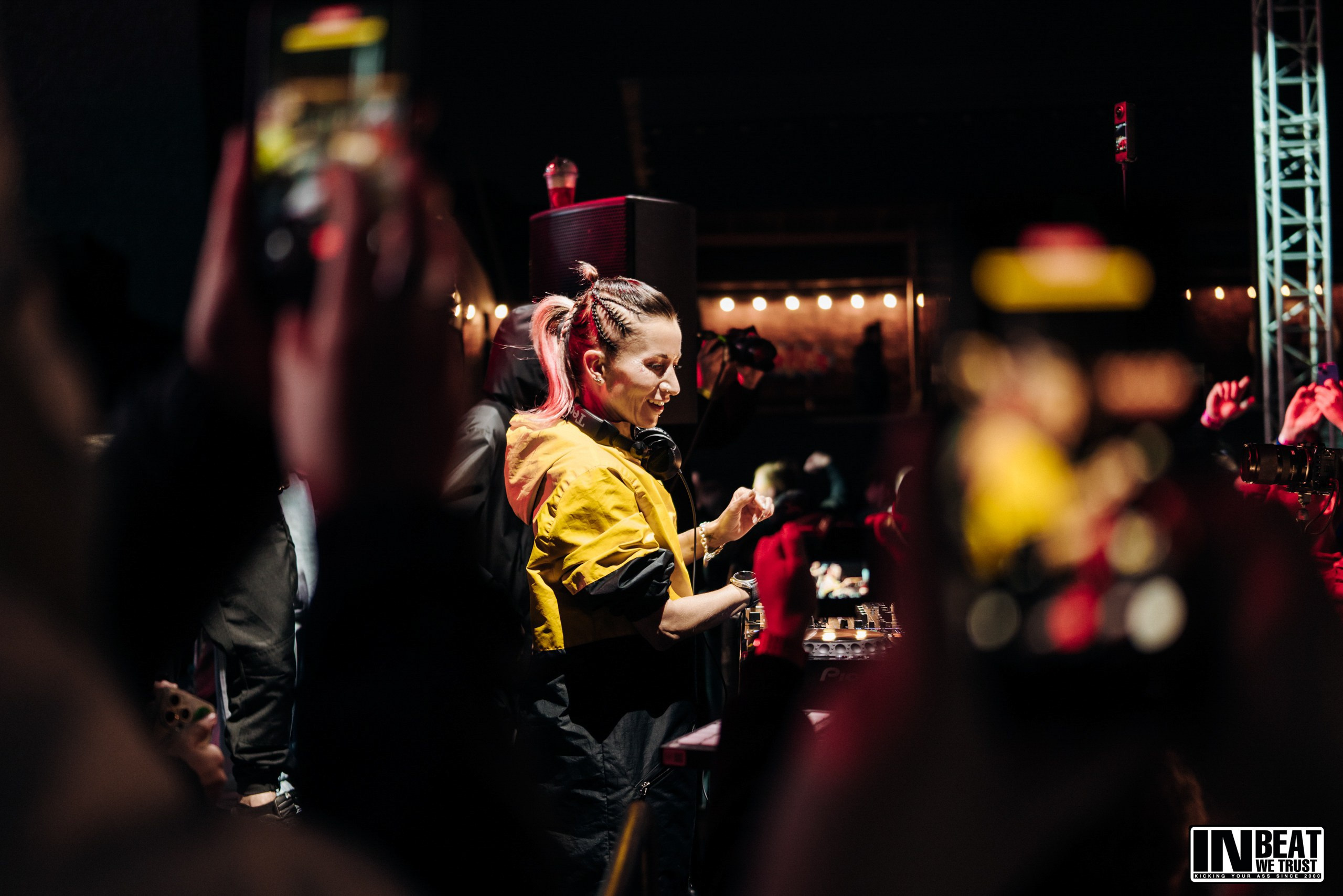 In Beat We Trust 26 (Roof place). Виктор Антропов | Репортажный фотограф в Санкт-Петербурге