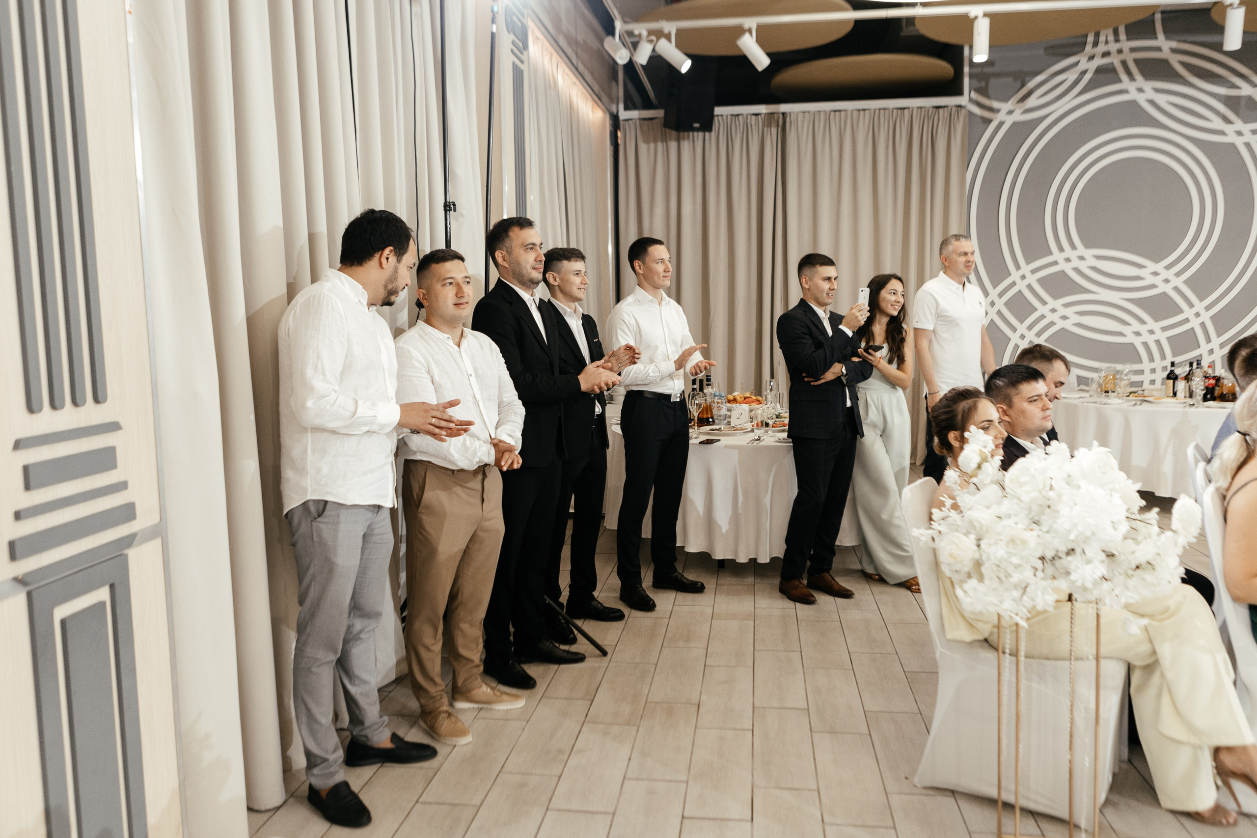 Свадебный фотограф Уфа — Руслан ГабдлисламовЖивые эмоции, красивые кадры, воспоминания на всю жизнь.Работаю по всей Республике Башкортоста. Свадебный фотограф Уфа Руслан Габдлисламов