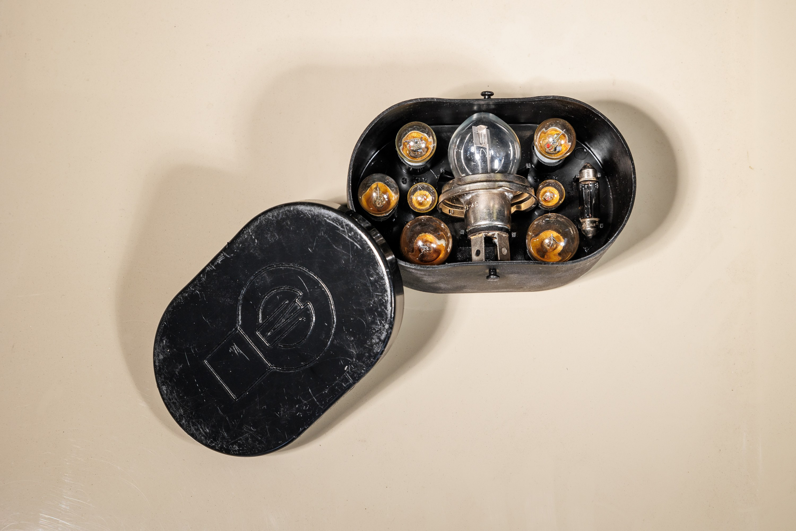 Автомобильная фотосъемка ВАЗ 2101 после реставрации в Бюро "Наследие"