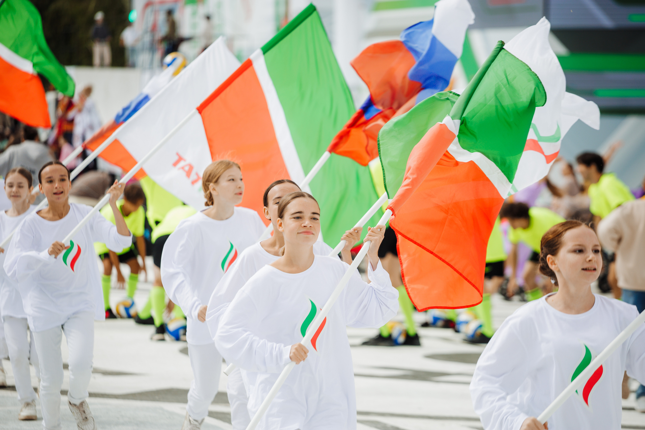 Фоторепортаж с празднования Дня Нефтяника в городе Альметьевске. Фотограф Тимур Биктимеров: портреты, репортажи, фотокниги