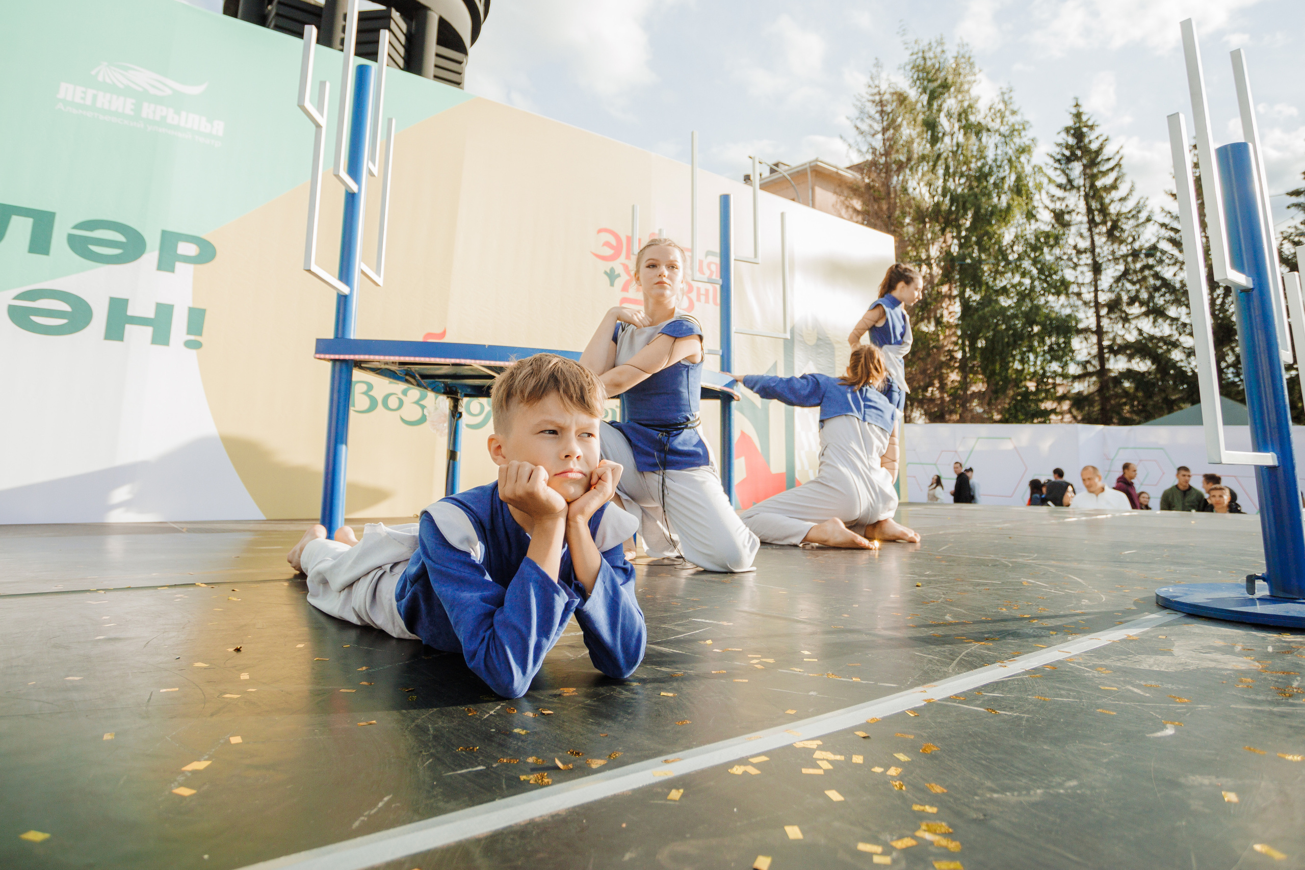 Фоторепортаж с празднования Дня Нефтяника в городе Альметьевске. Фотограф Тимур Биктимеров: портреты, репортажи, фотокниги