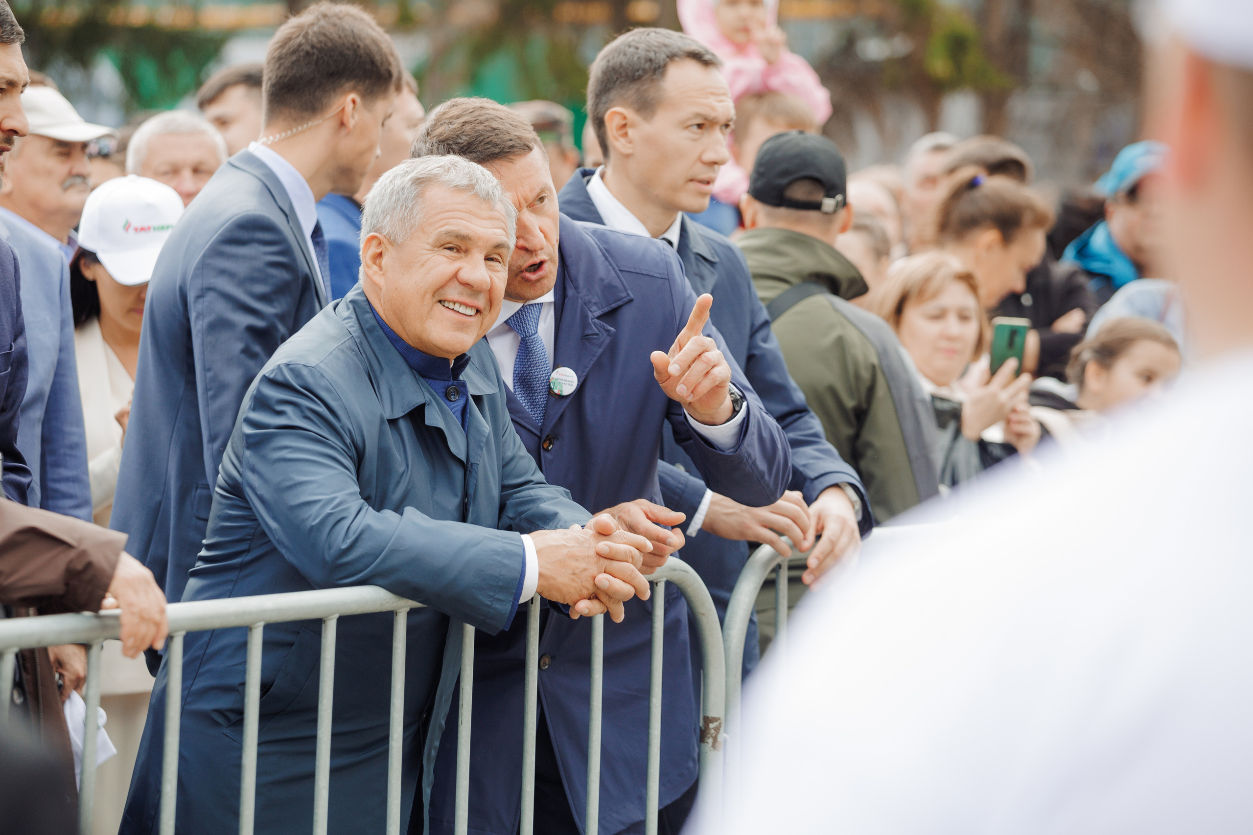 Фоторепортаж с празднования Дня Нефтяника в городе Альметьевске. Фотограф Тимур Биктимеров: портреты, репортажи, фотокниги