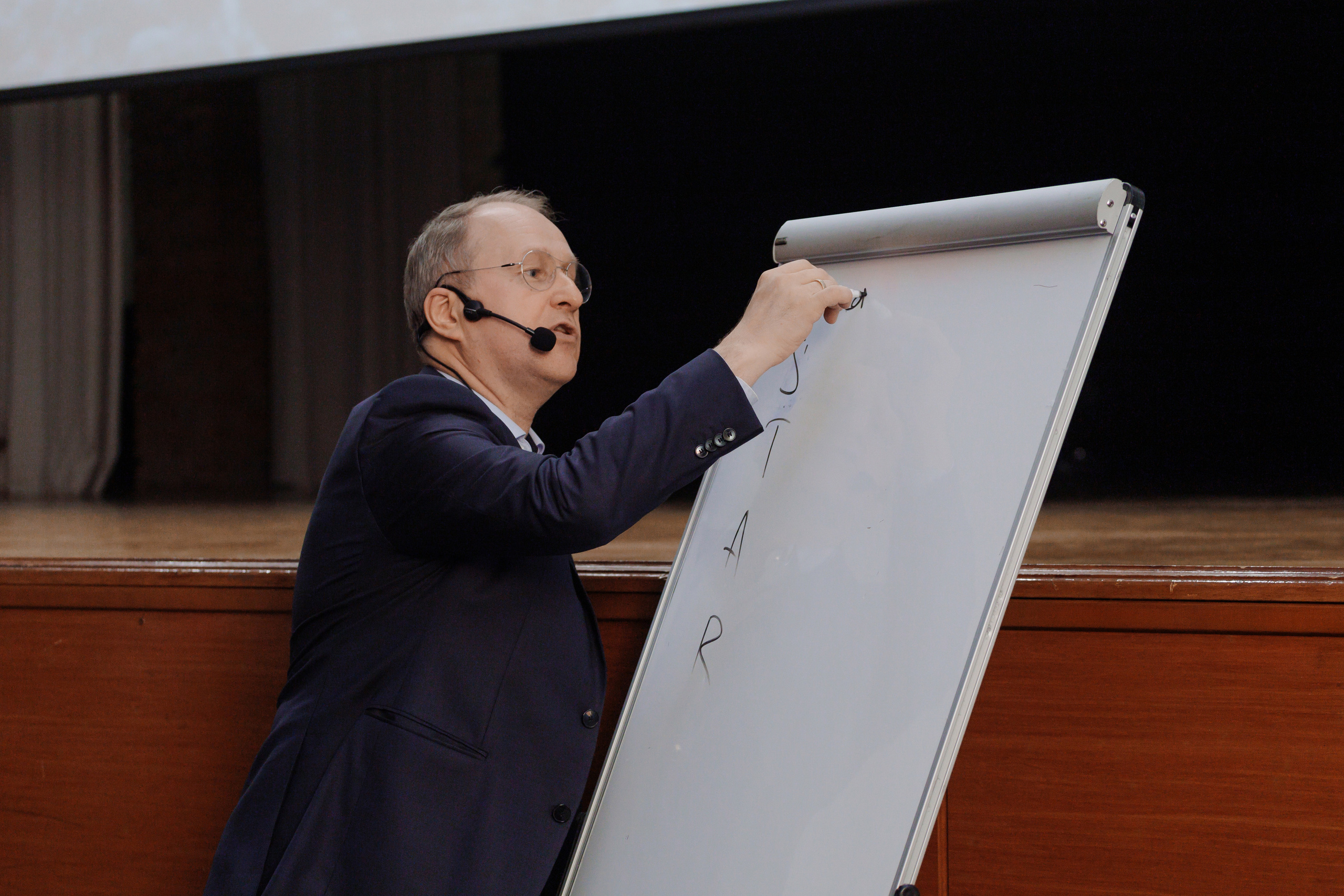 Съемка репортажа с корпоративного семинара. Фотограф Тимур Биктимеров: портреты, репортажи, фотокниги