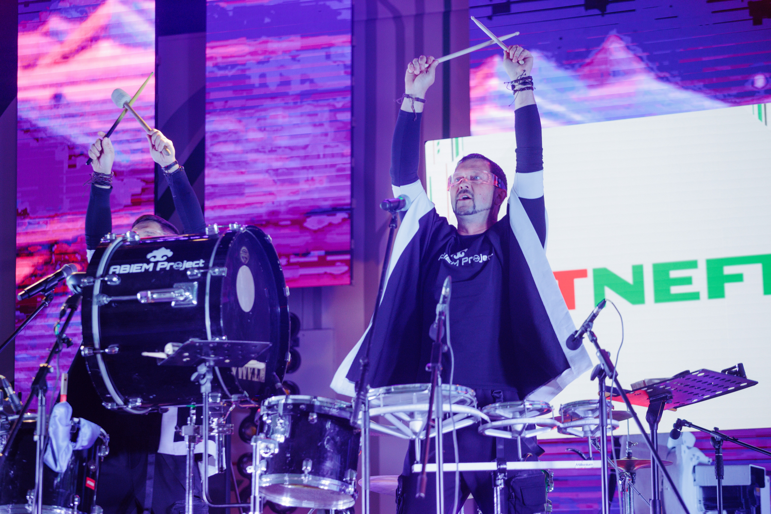 Фоторепортаж с празднования Дня Нефтяника в городе Альметьевске. Фотограф Тимур Биктимеров: портреты, репортажи, фотокниги