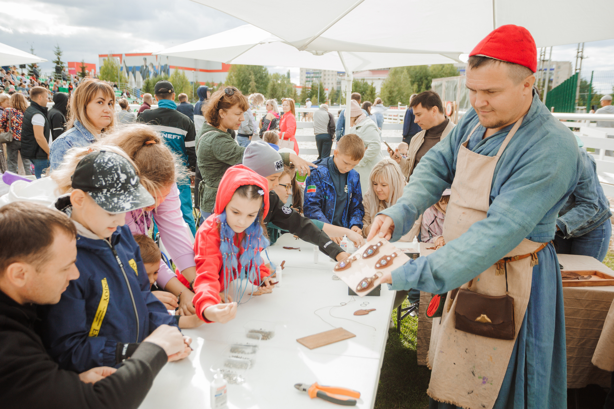 Фоторепортаж с празднования Дня Нефтяника в городе Альметьевске. Фотограф Тимур Биктимеров: портреты, репортажи, фотокниги