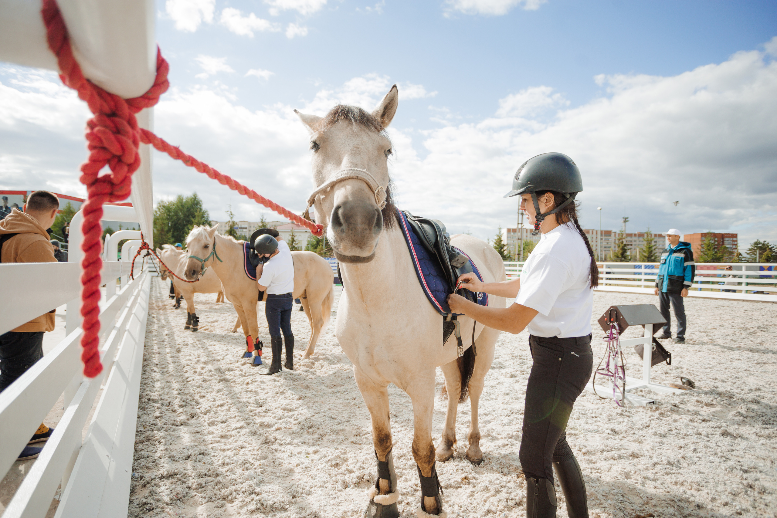 Фоторепортаж с празднования Дня Нефтяника в городе Альметьевске. Фотограф Тимур Биктимеров: портреты, репортажи, фотокниги