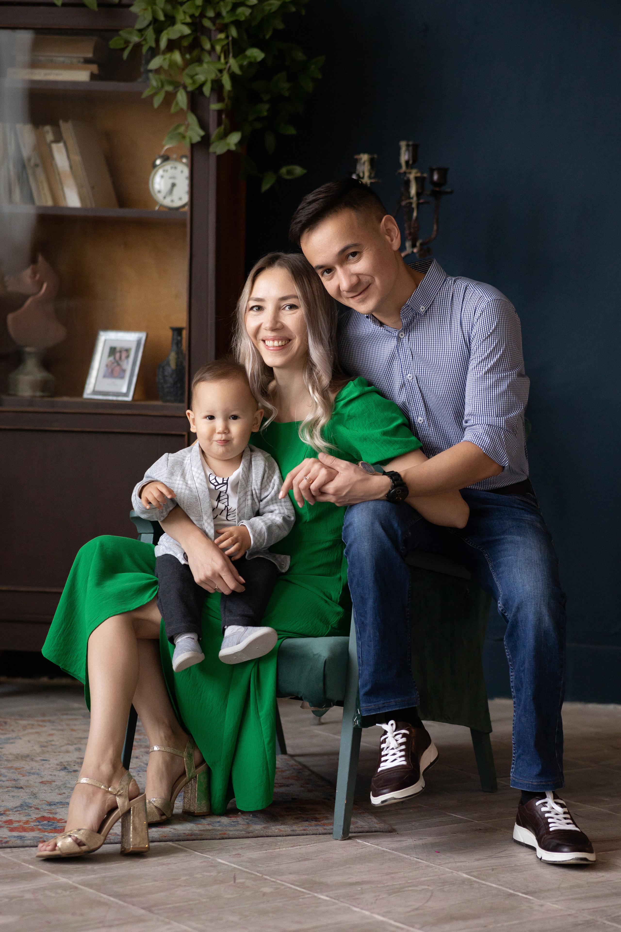 Семейная фотосессия в студии. Фотограф Тимур Биктимеров: портреты, репортажи, фотокниги