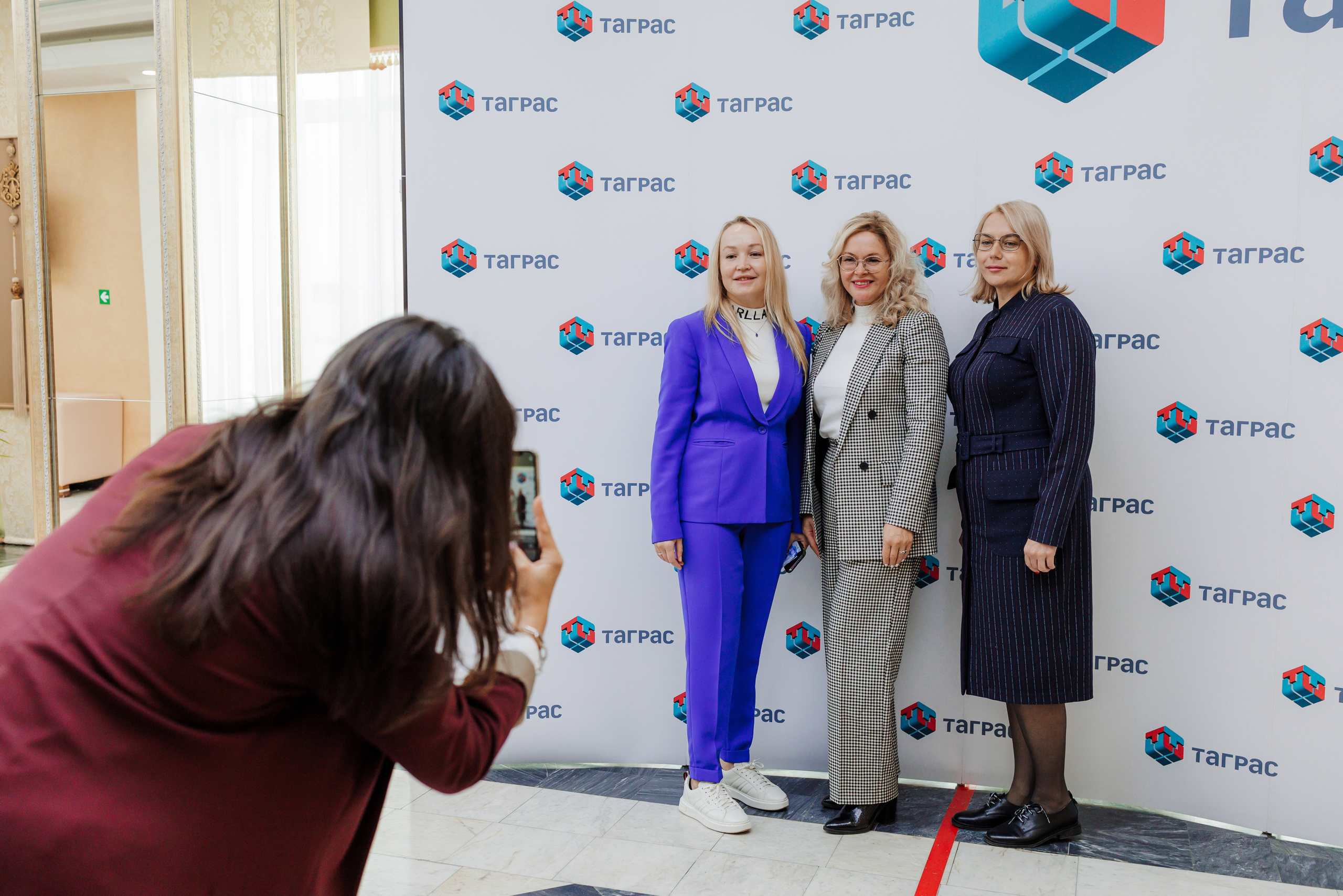 Съемка репортажа с корпоративного семинара. Фотограф Тимур Биктимеров: портреты, репортажи, фотокниги