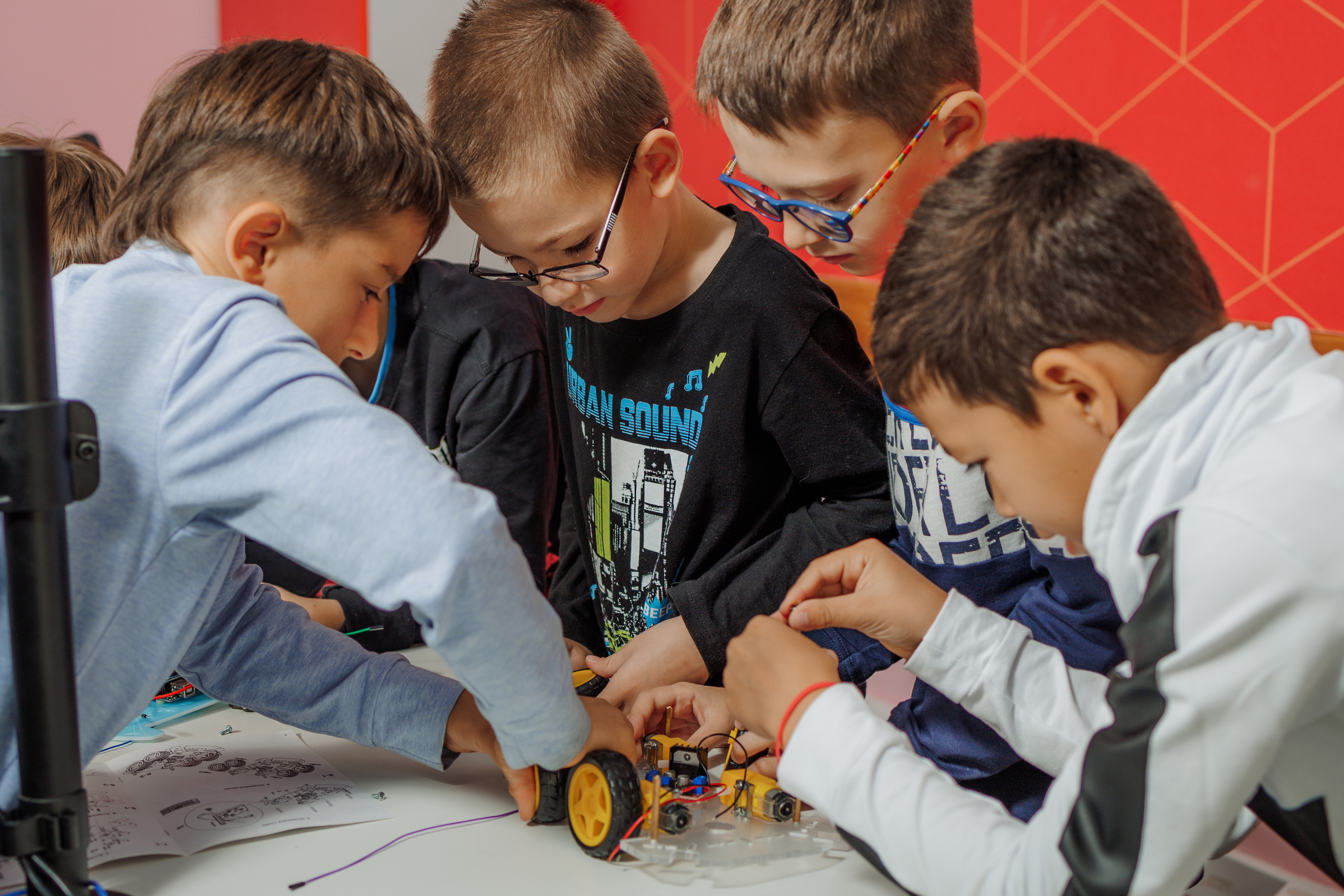 IT-cube, инженерная детская школа. Фотограф Тимур Биктимеров: портреты, репортажи, фотокниги