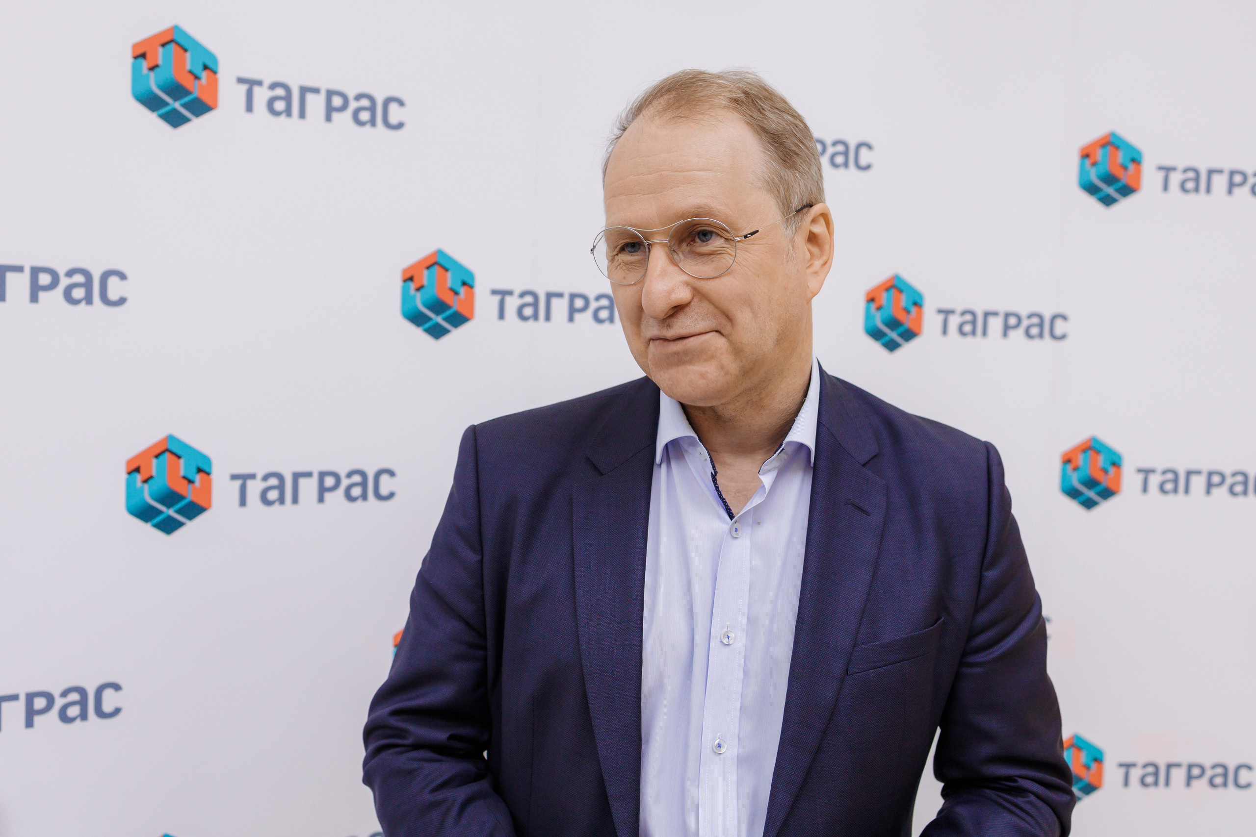 Съемка репортажа с корпоративного семинара. Фотограф Тимур Биктимеров: портреты, репортажи, фотокниги