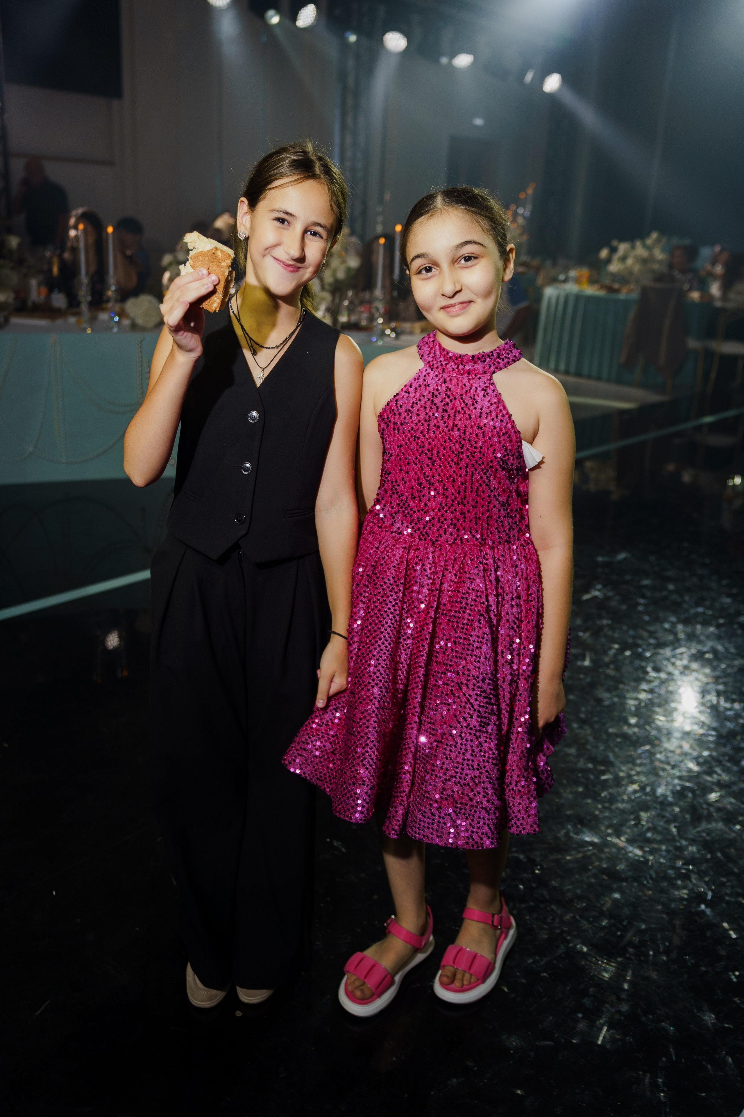 Красивое сватовство со звездами в Сид Холе в Пятигорске! ТВИНС СТУДИО. ТВИНС СТУДИО — лучшие свадебные фотографы и видеографы в Краснодаре