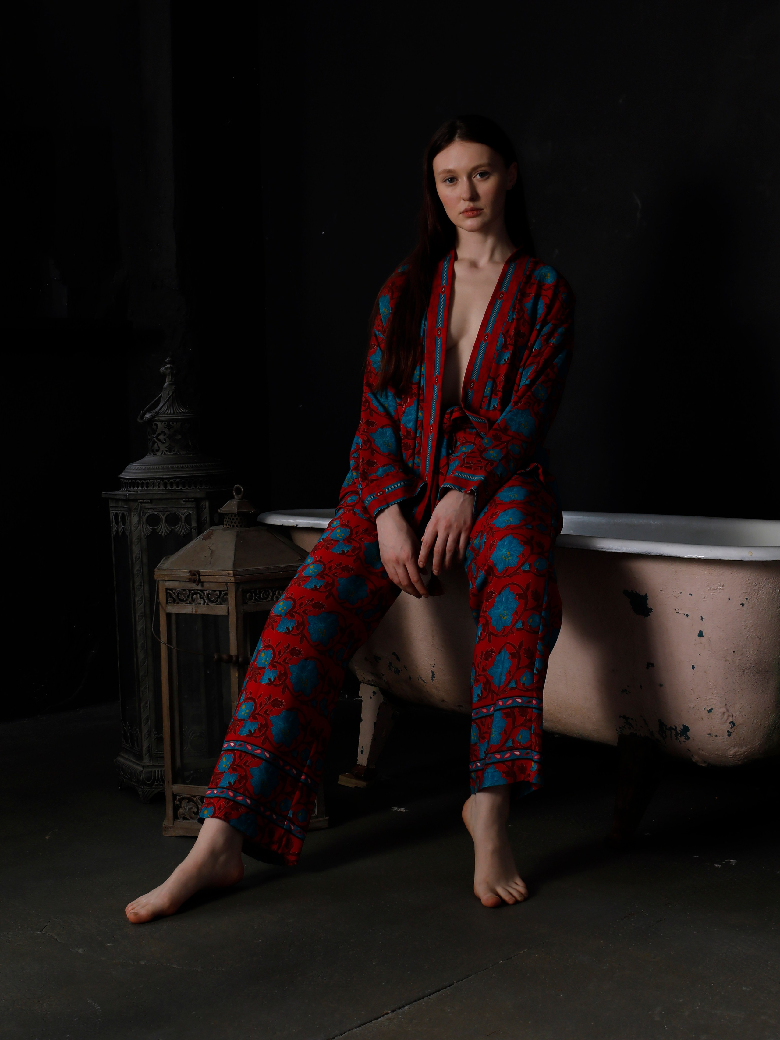 Wu Side. Elizabeth Marriott