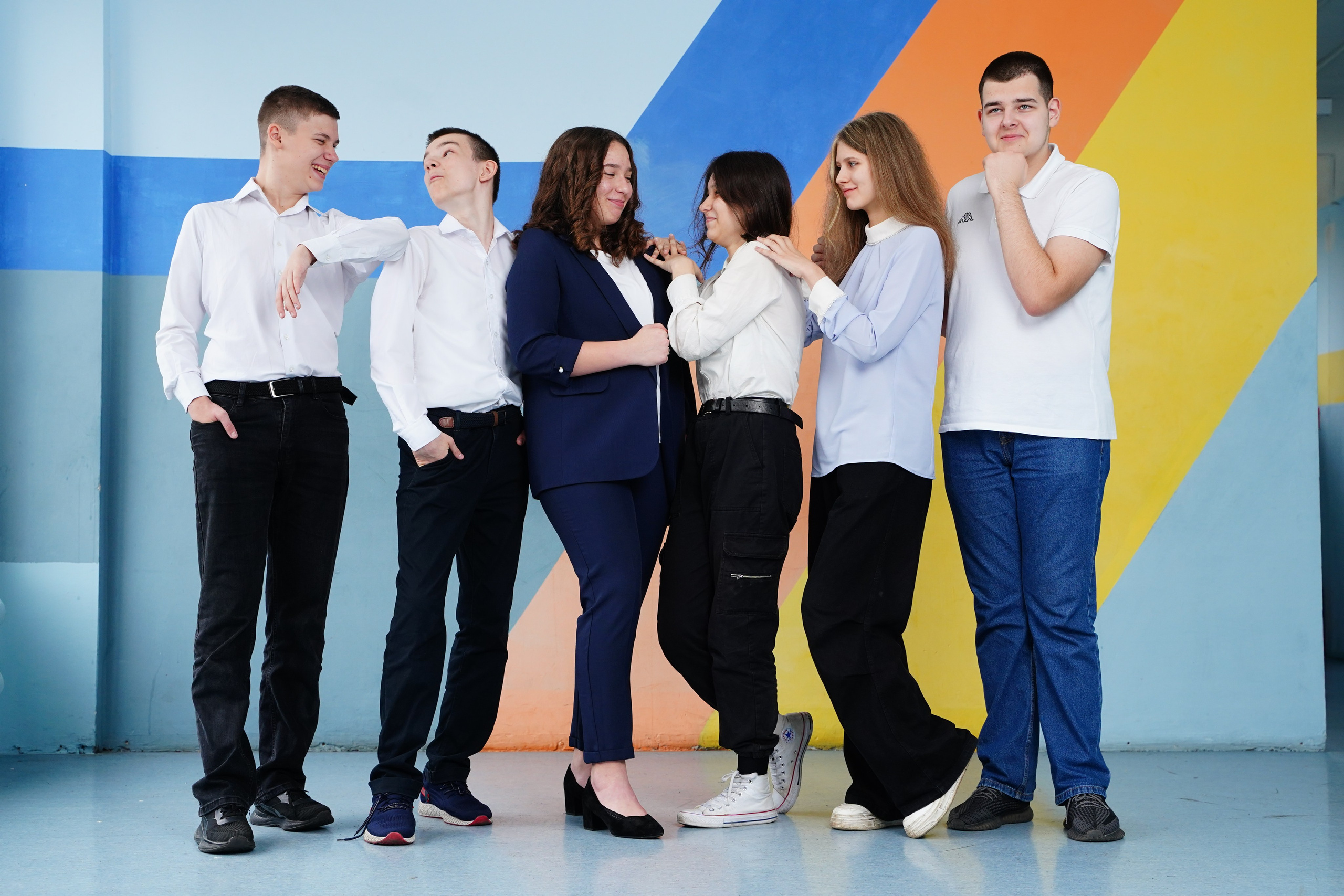 Мелкие группы / старшие классы. MEMENTO.Выпускные альбомы, школьные, юбилейные и другие книги. Ростов-на-Дону