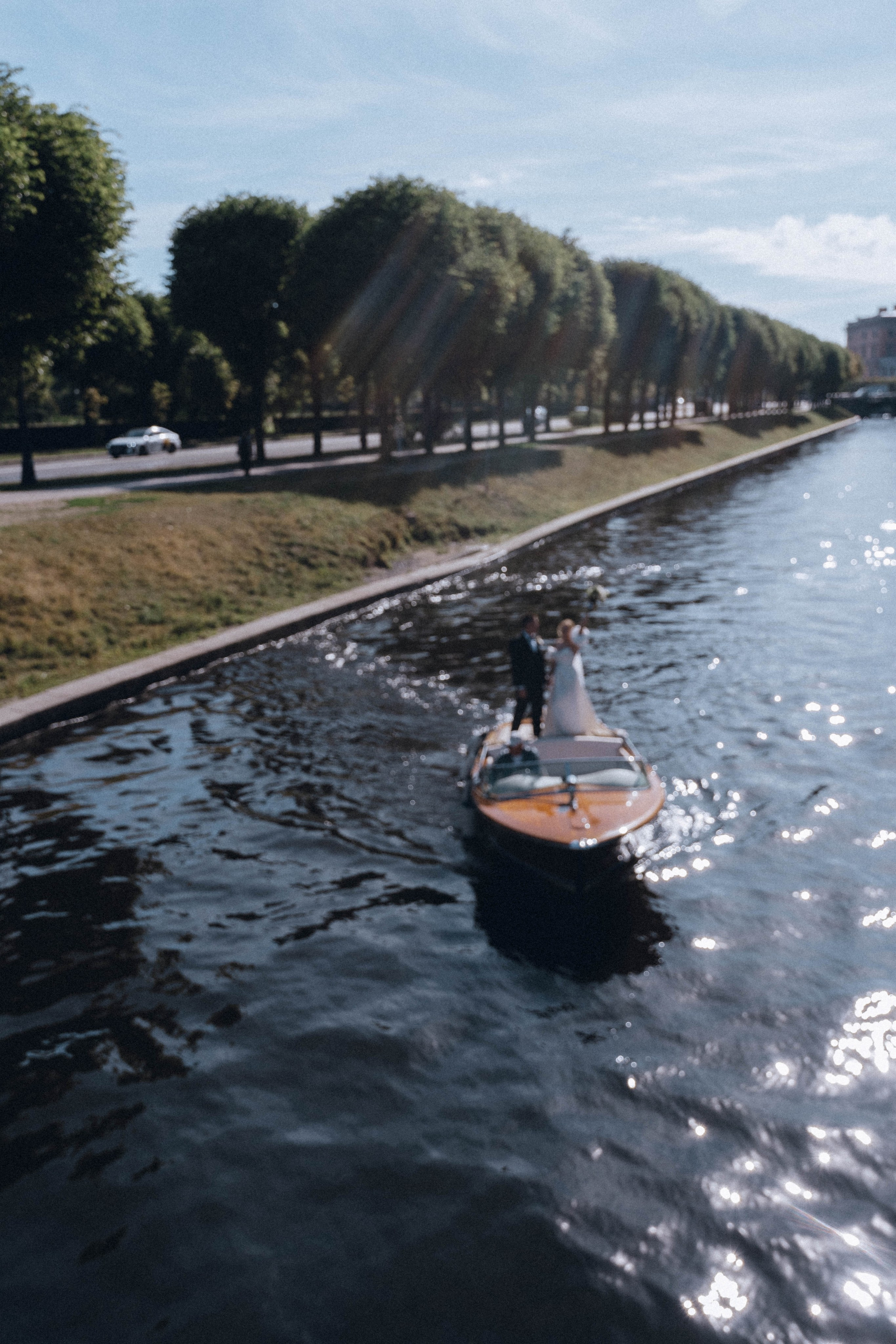 СВАДЕНБНАЯ СЬЕМКА НА КАТЕРЕ ПО КАНАЛАМ САНКТ-ПЕТЕРБУРГА И В АКВАТОРИИ НЕВЫ. Профессиональный фотограф, Санкт-Петербург — Виктория Богомолова