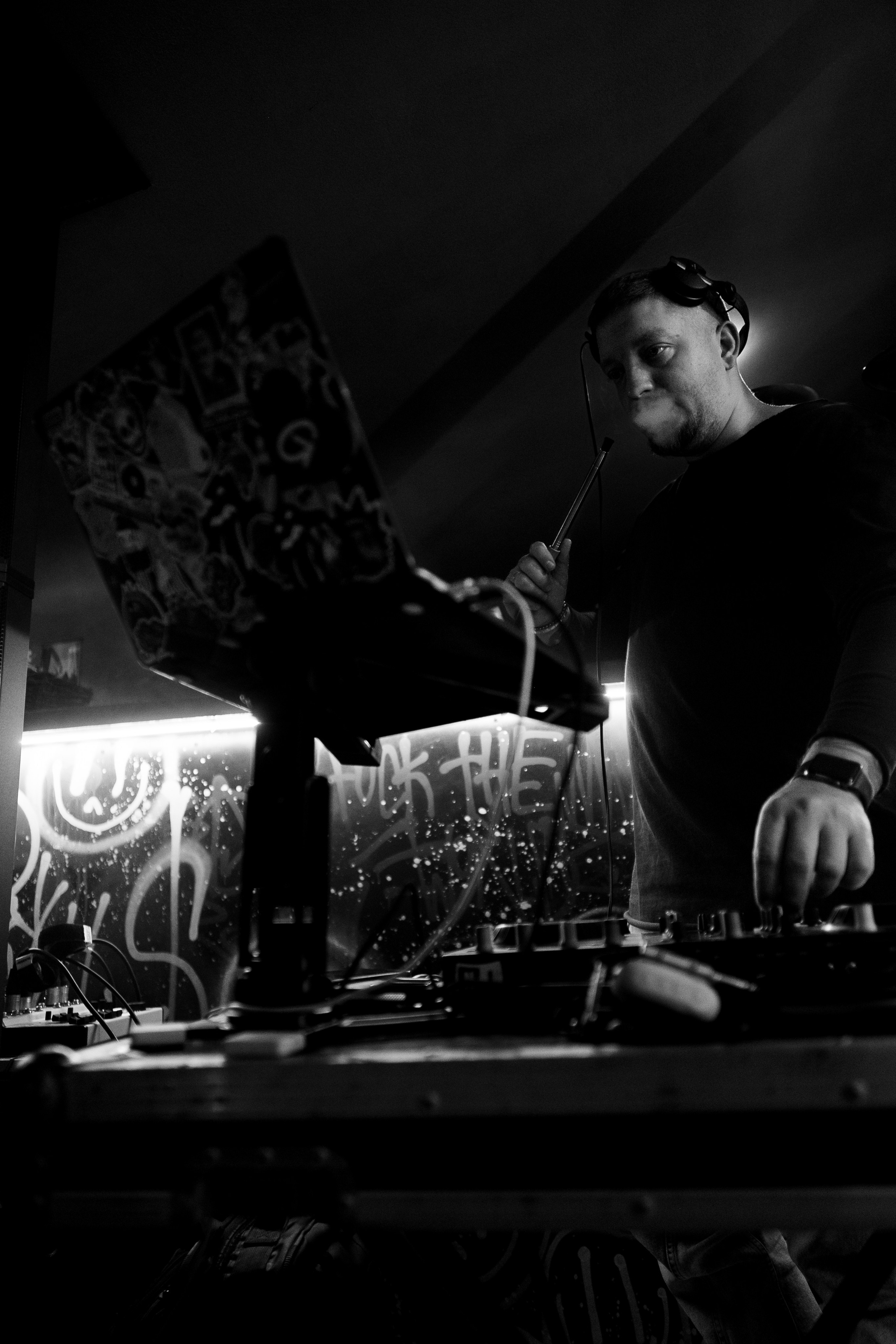 День рождения кальяной NUASMOKE 11 лет. Свадебный и репортажной фотограф Денис Ожигин в Краснодаре и Краснодарском крае