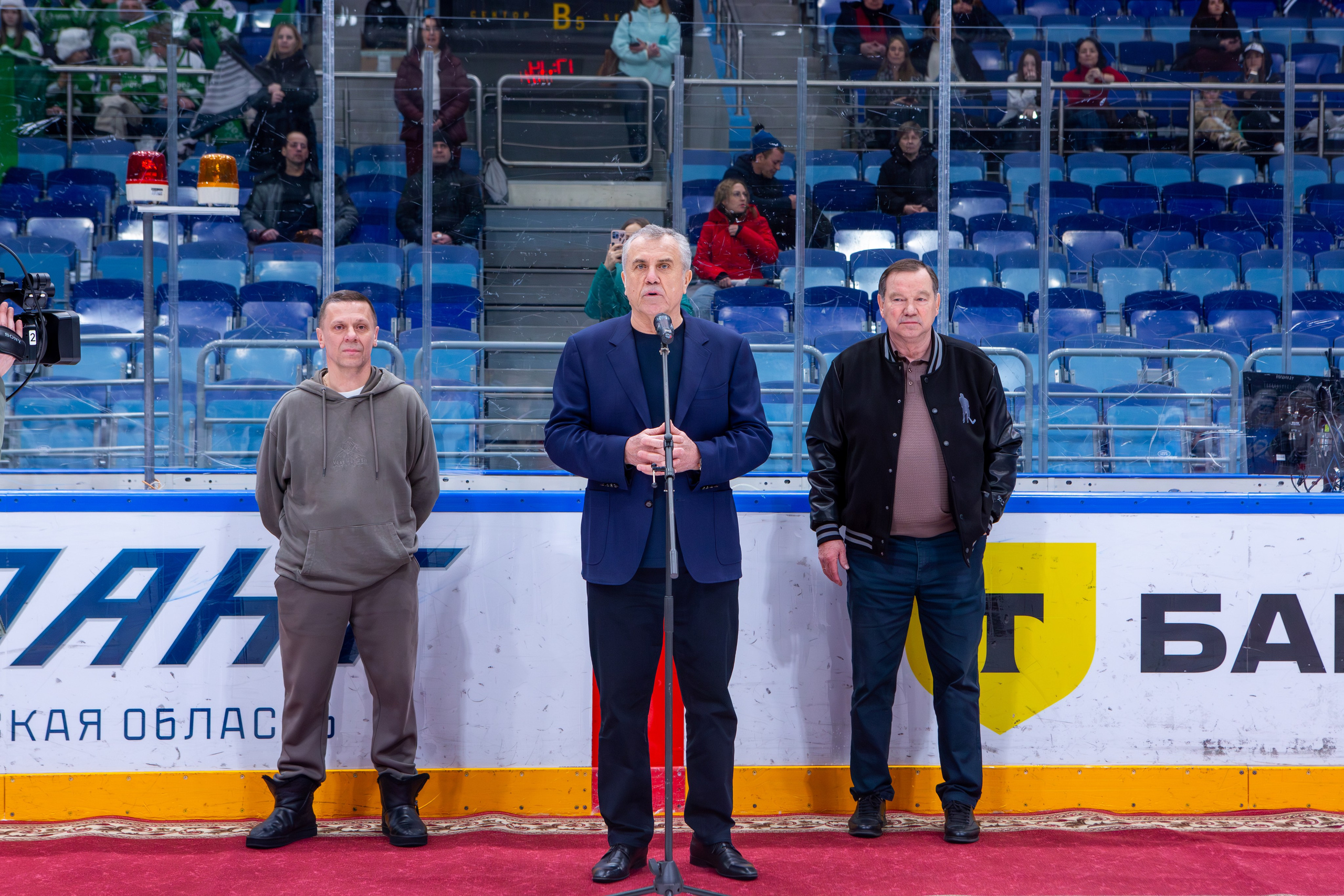 Чемпионат по хоккею. Репортажный, семейный, свадебный, портретный фотограф