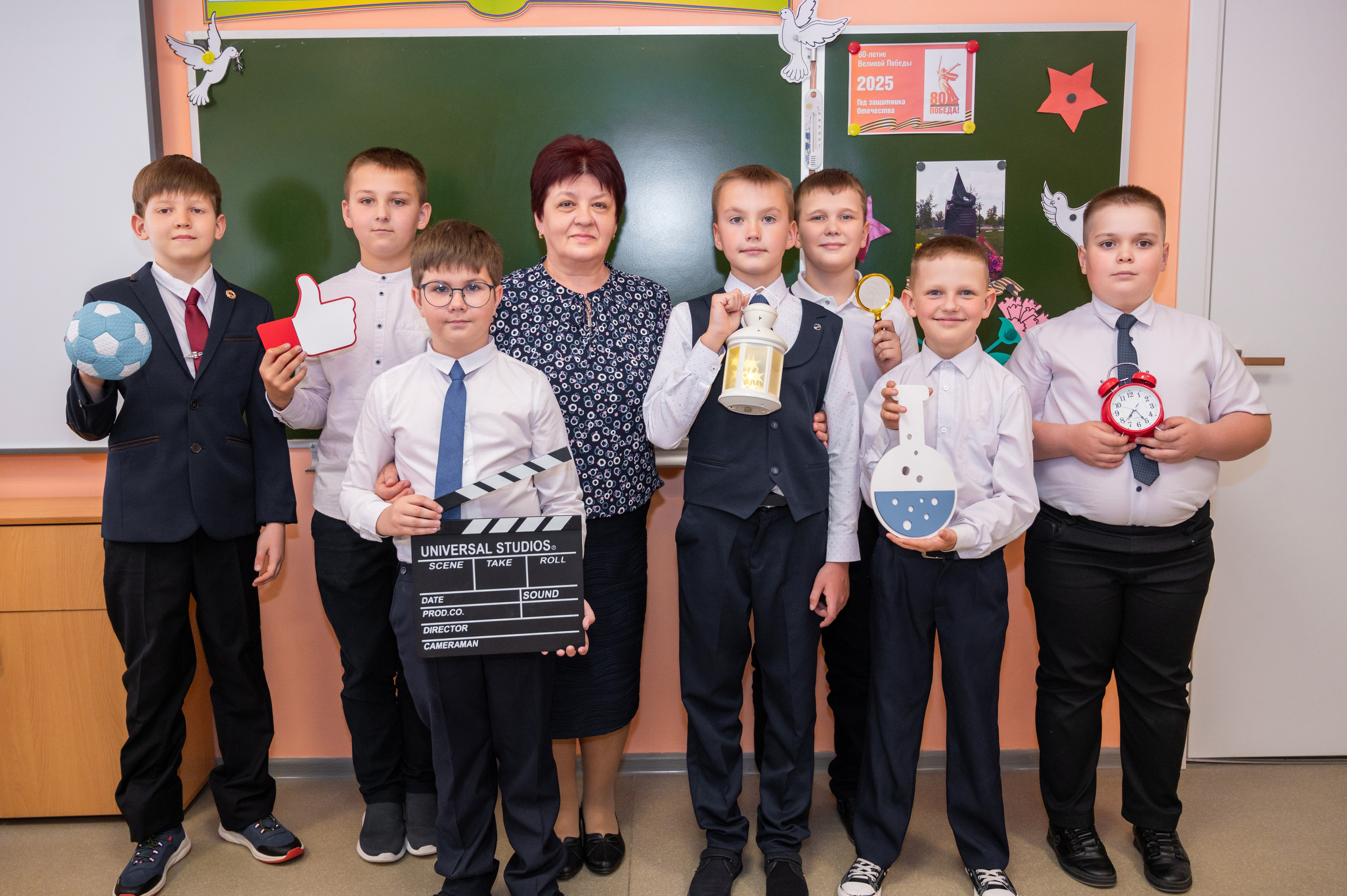 1-4 классы. Выпускные альбомы и Школьный фотограф в Алексеевке, Бирюче, Красном