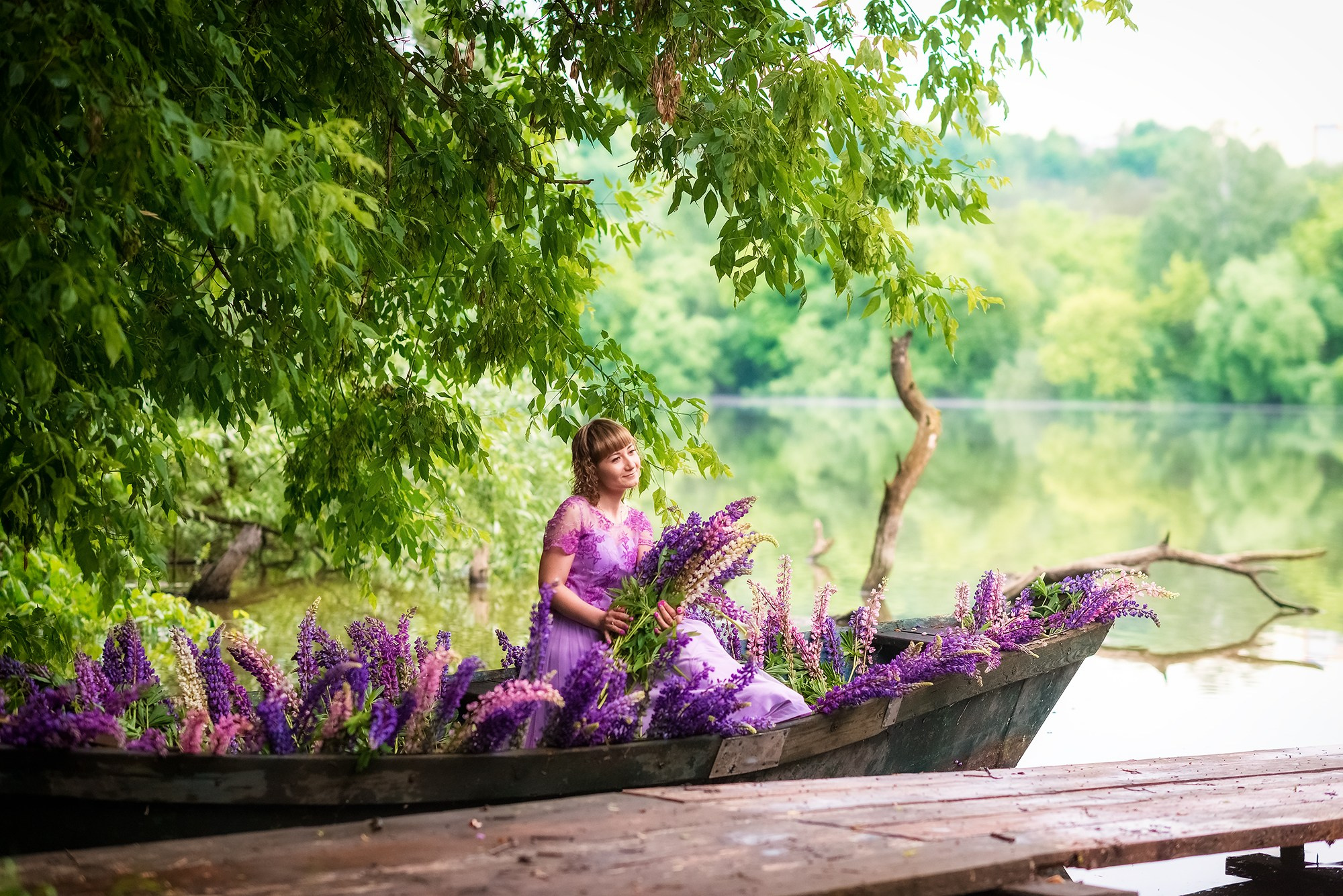 Люпины в лодке. Женский фотограф Крещение Венчание Москва Брянск