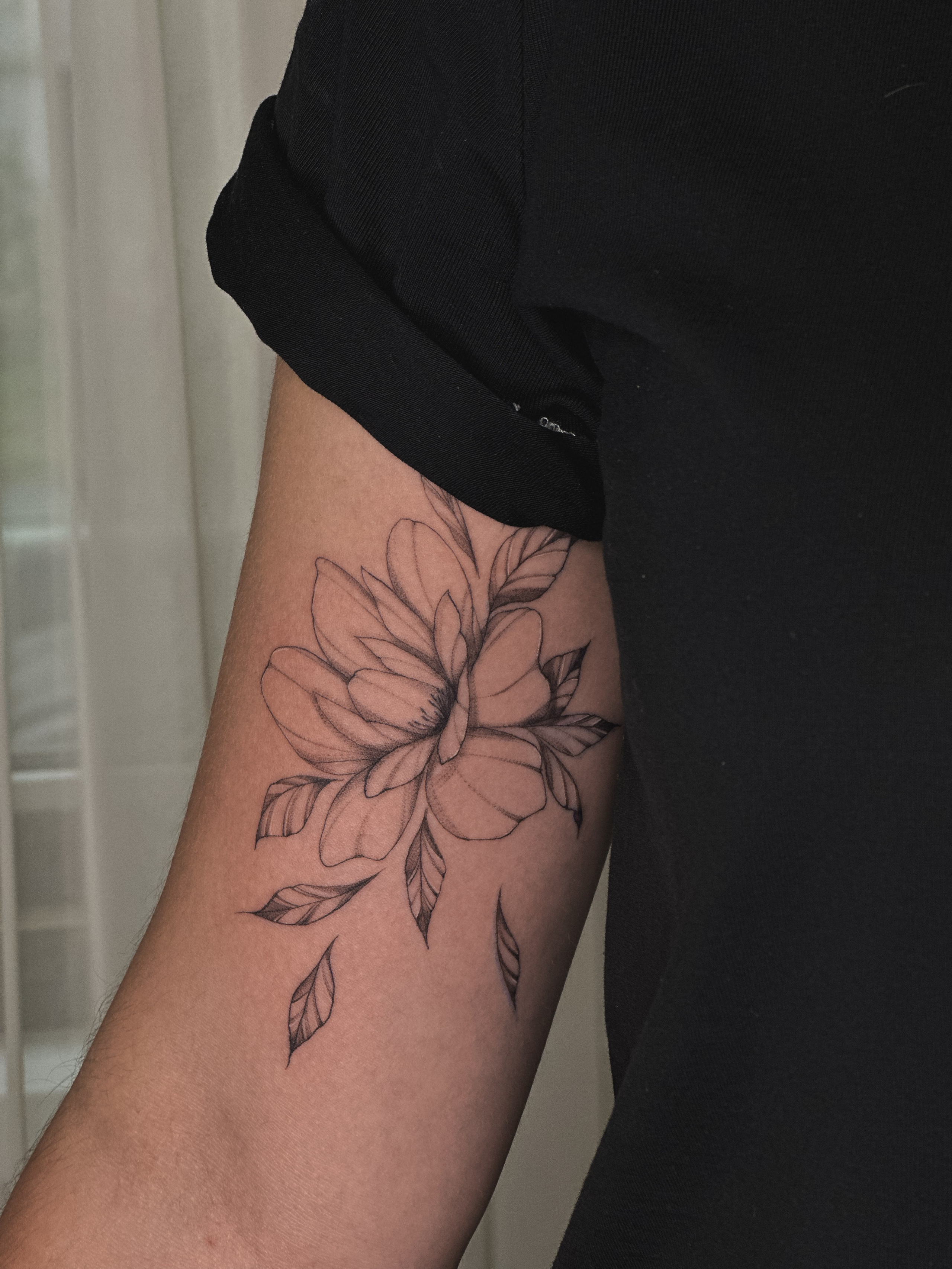 Сеанс тату. Тату мастер Новосибирск