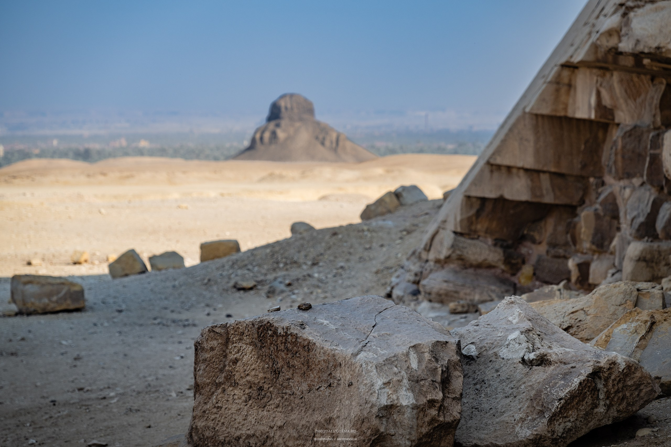 чёрная пирамида