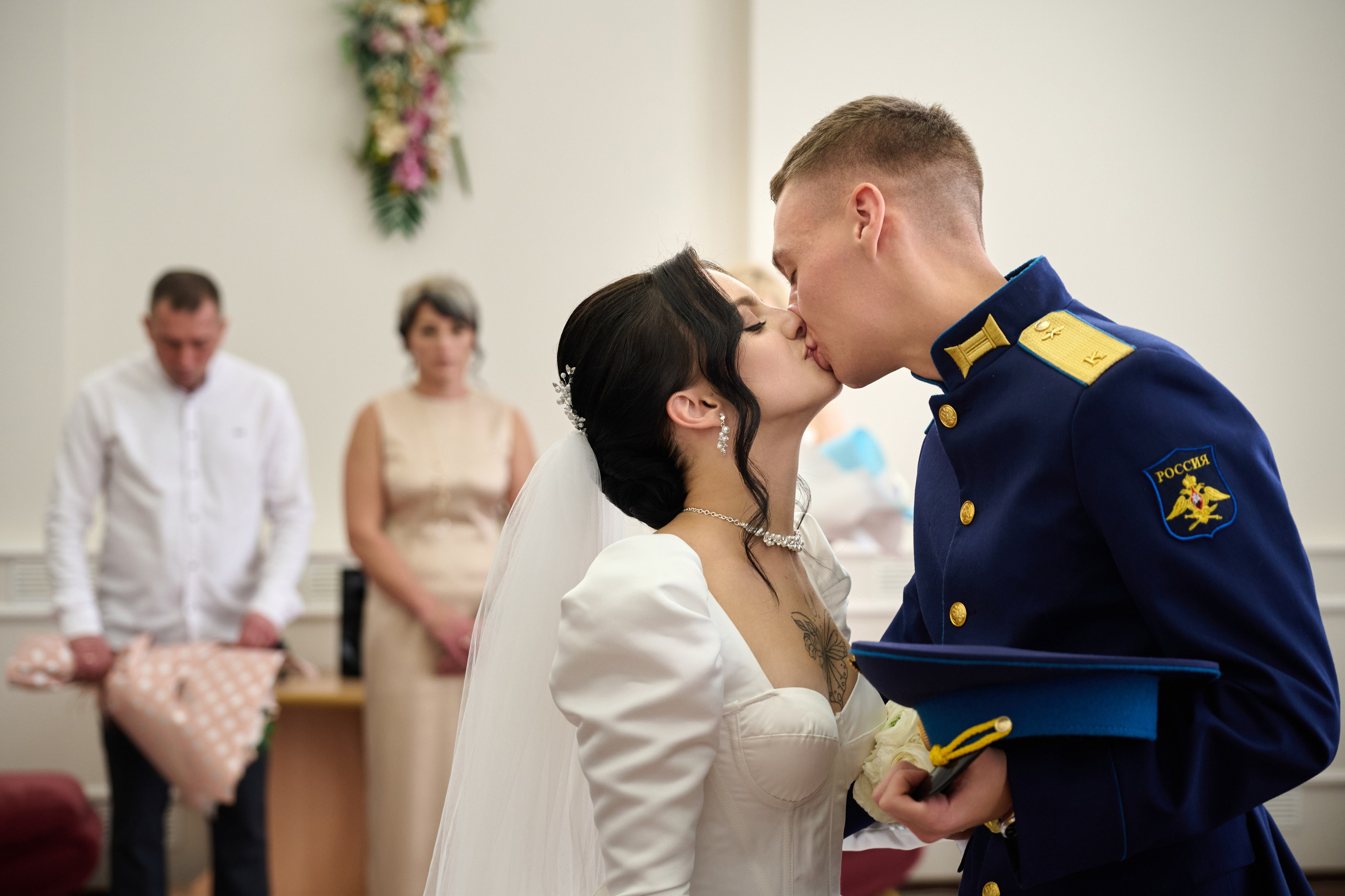 Свадебная фотосессия Александра и Ангелины. Профессиональный фотограф Старый Оскол, Губкин — свадьба, венчание, крещение, юбилей и день рождения