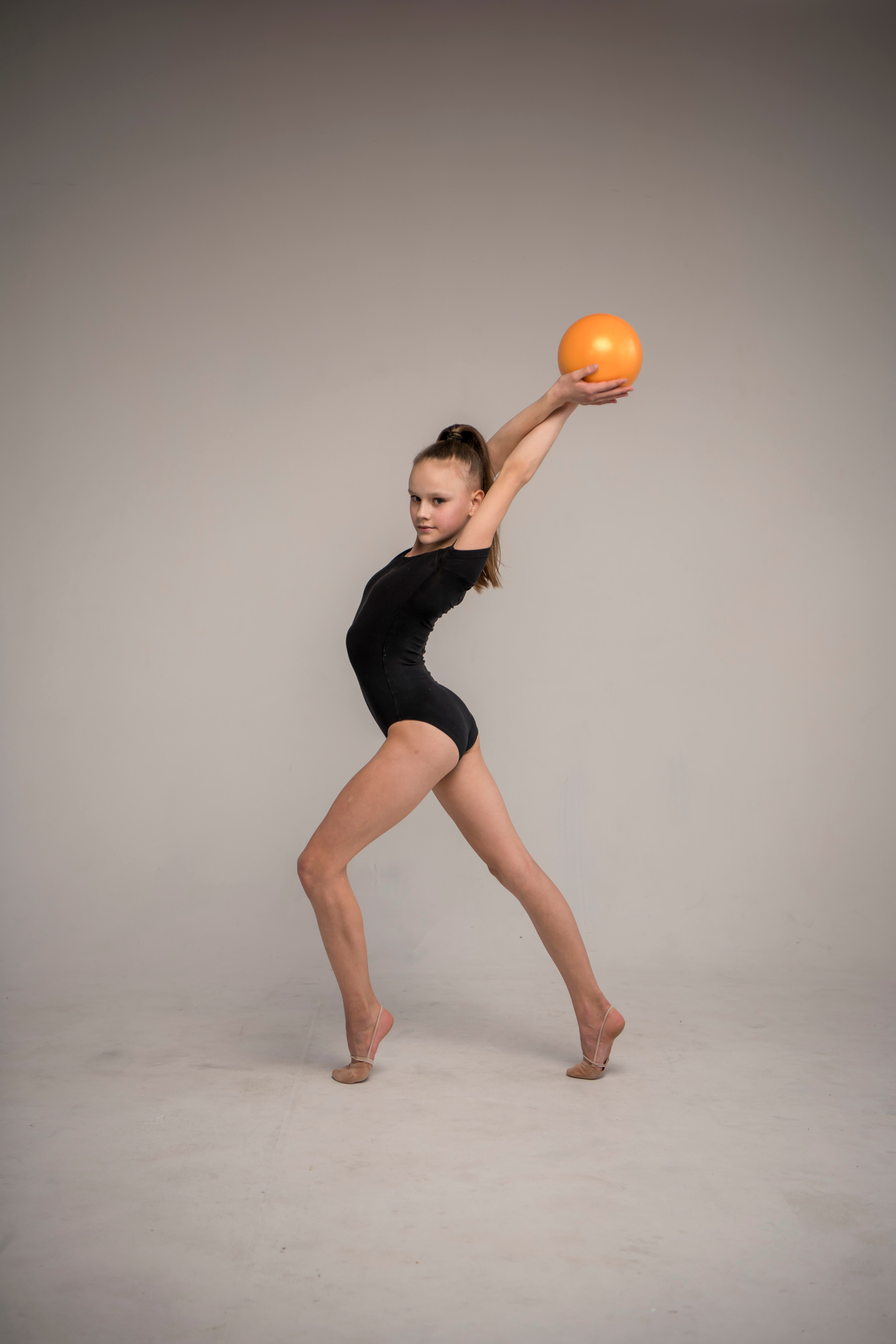 Гимнастика, балет, танцы. Детский и семейный фотограф в Перми Светлана Ермакова