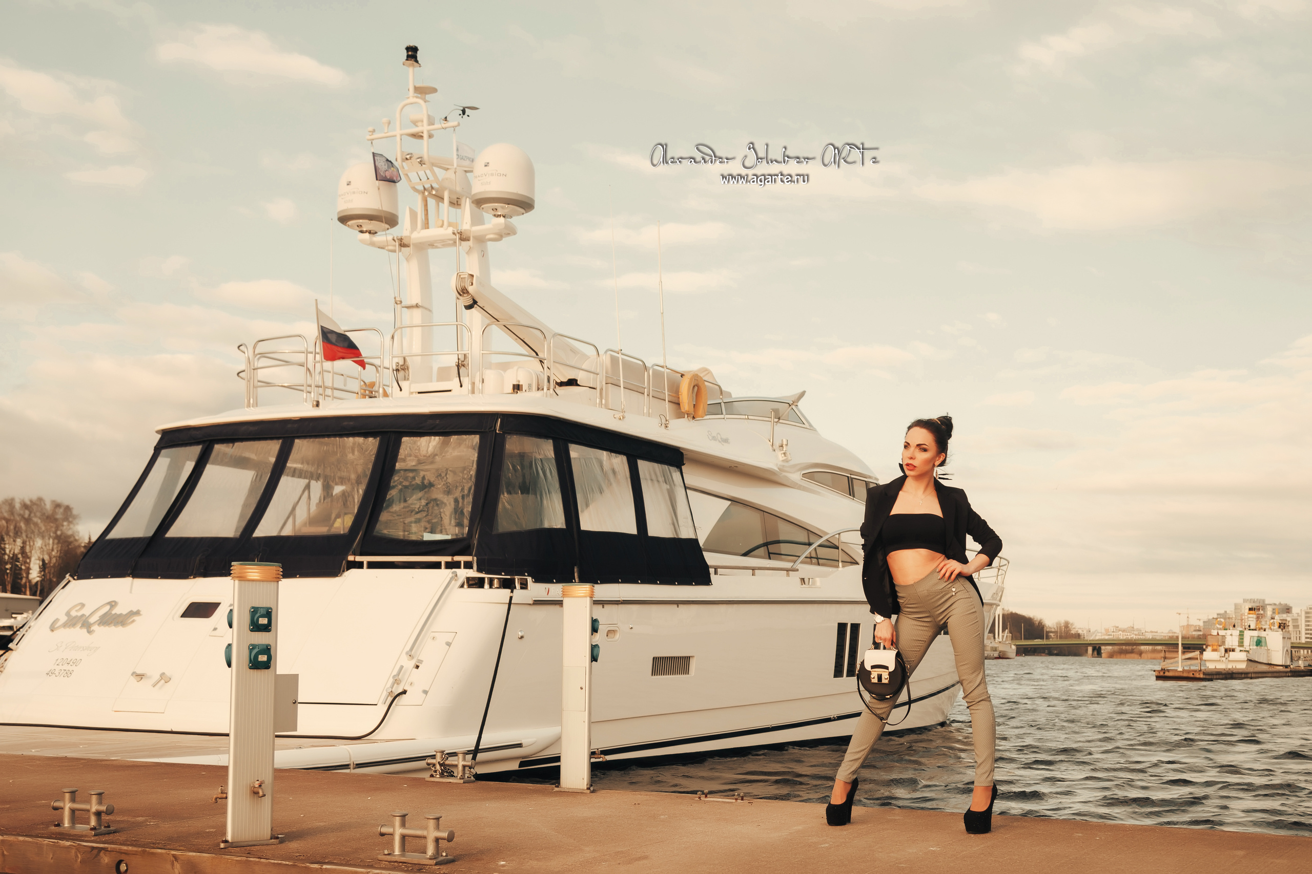 BUSINESS PORTRAIT. AGarte: photo and video shooting in St. Petersburg and Moscow