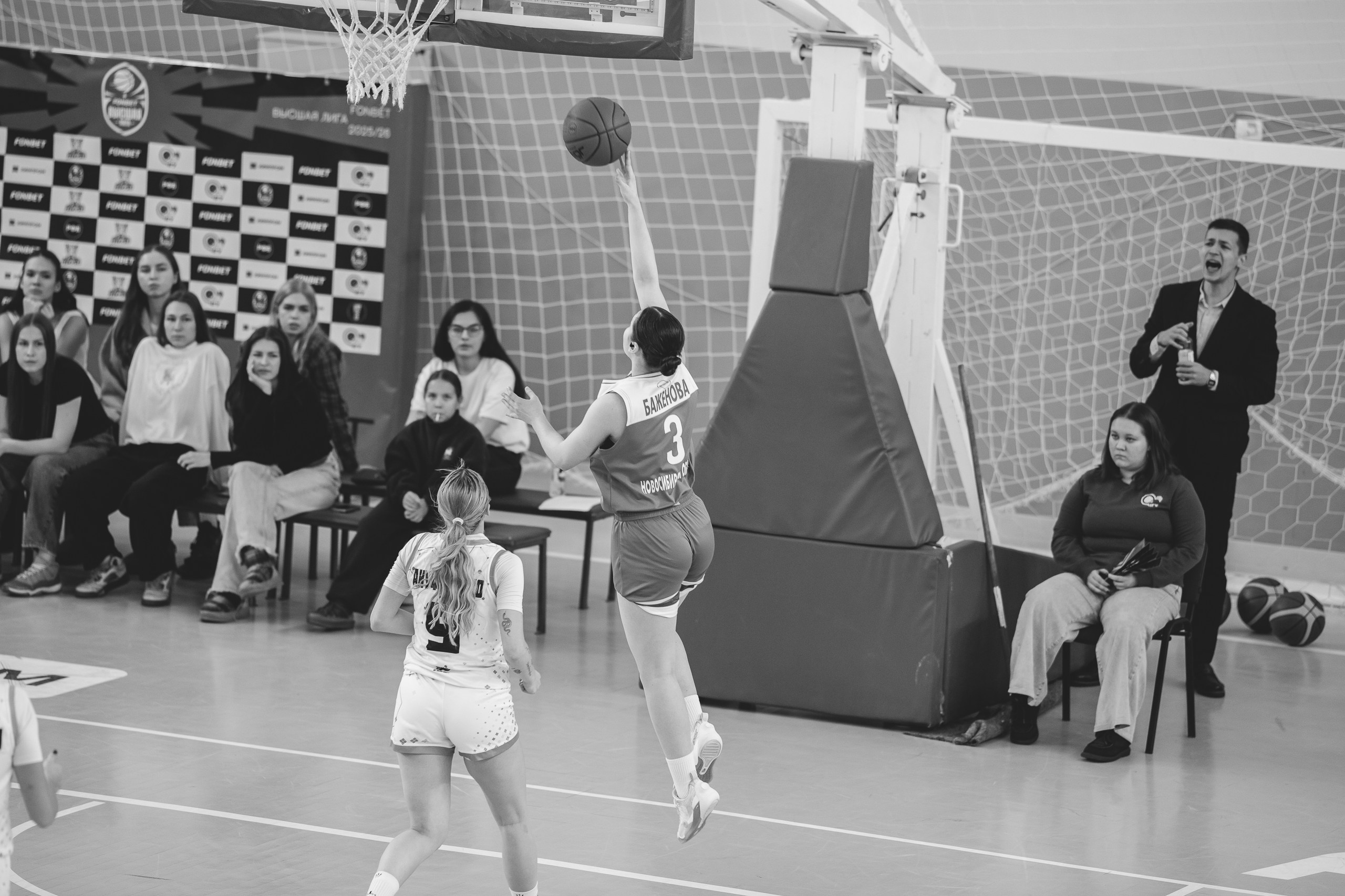 ЧГУ-Атланта — Динамо / 2 игра. Фотография