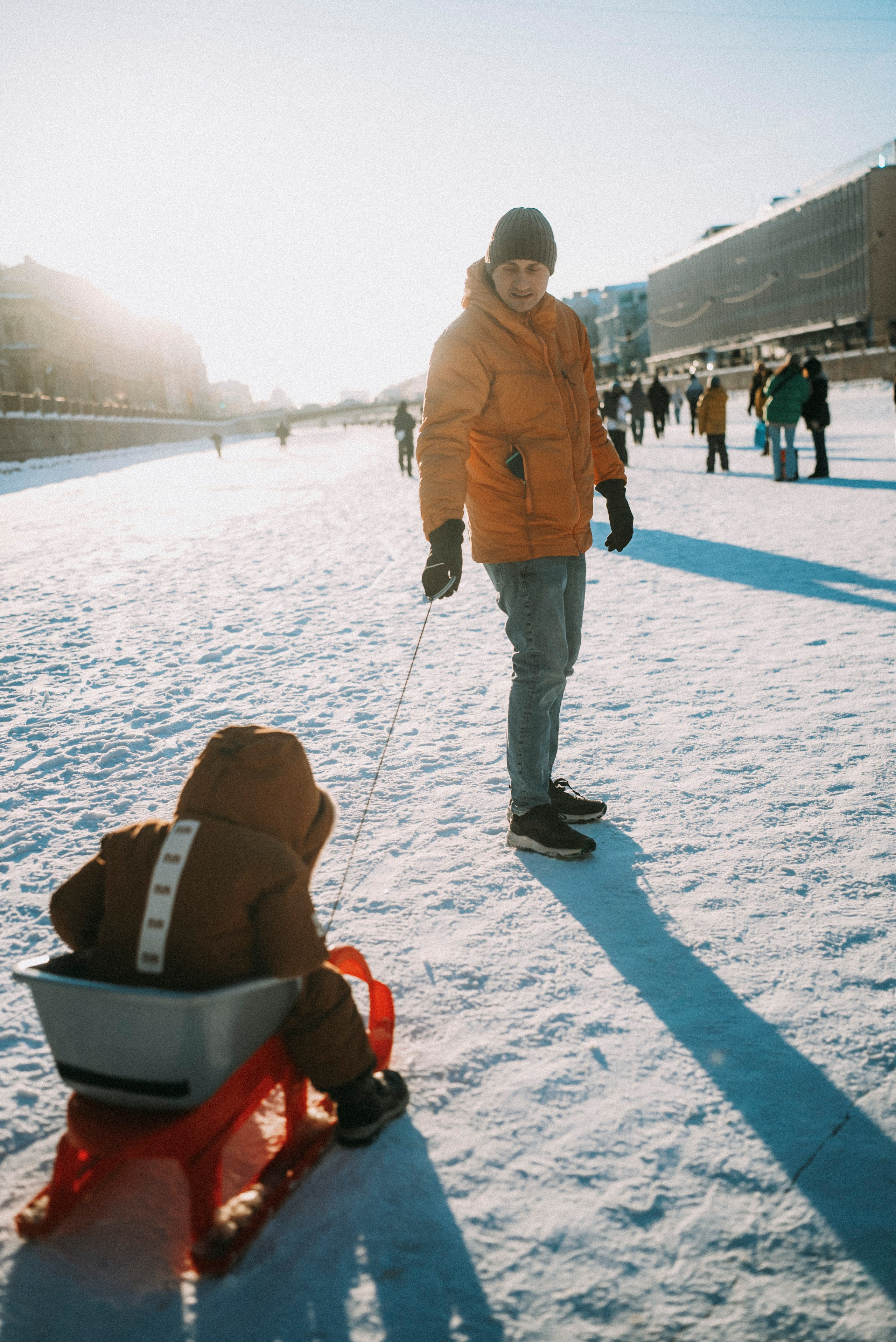 2026. Стрит-фотография, полная абсурда, идиотизма и красоты
