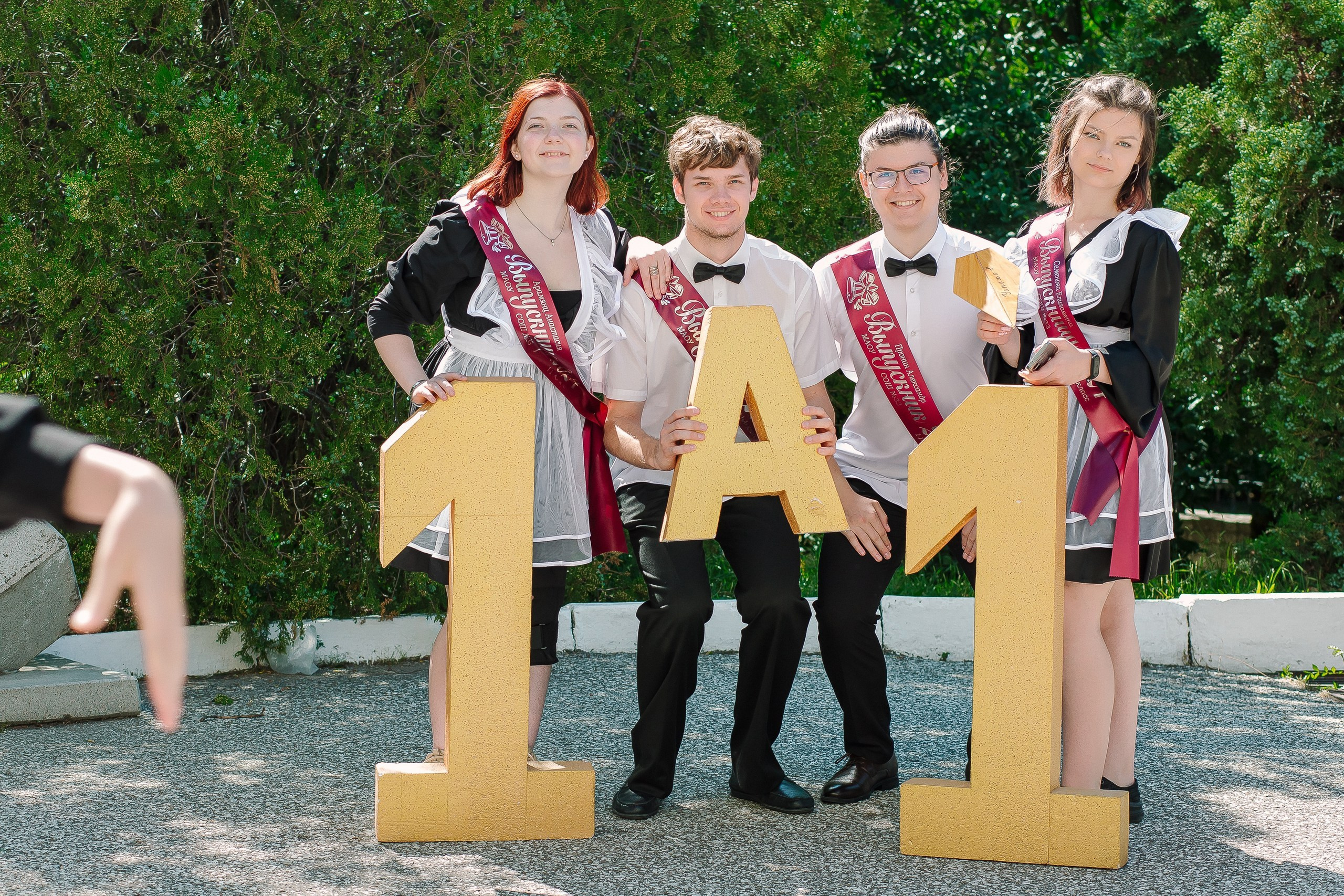 11 класс 33 школа. Выпускные альбомы Натальи Бутко: Новороссийск, Анапа, Геленджик