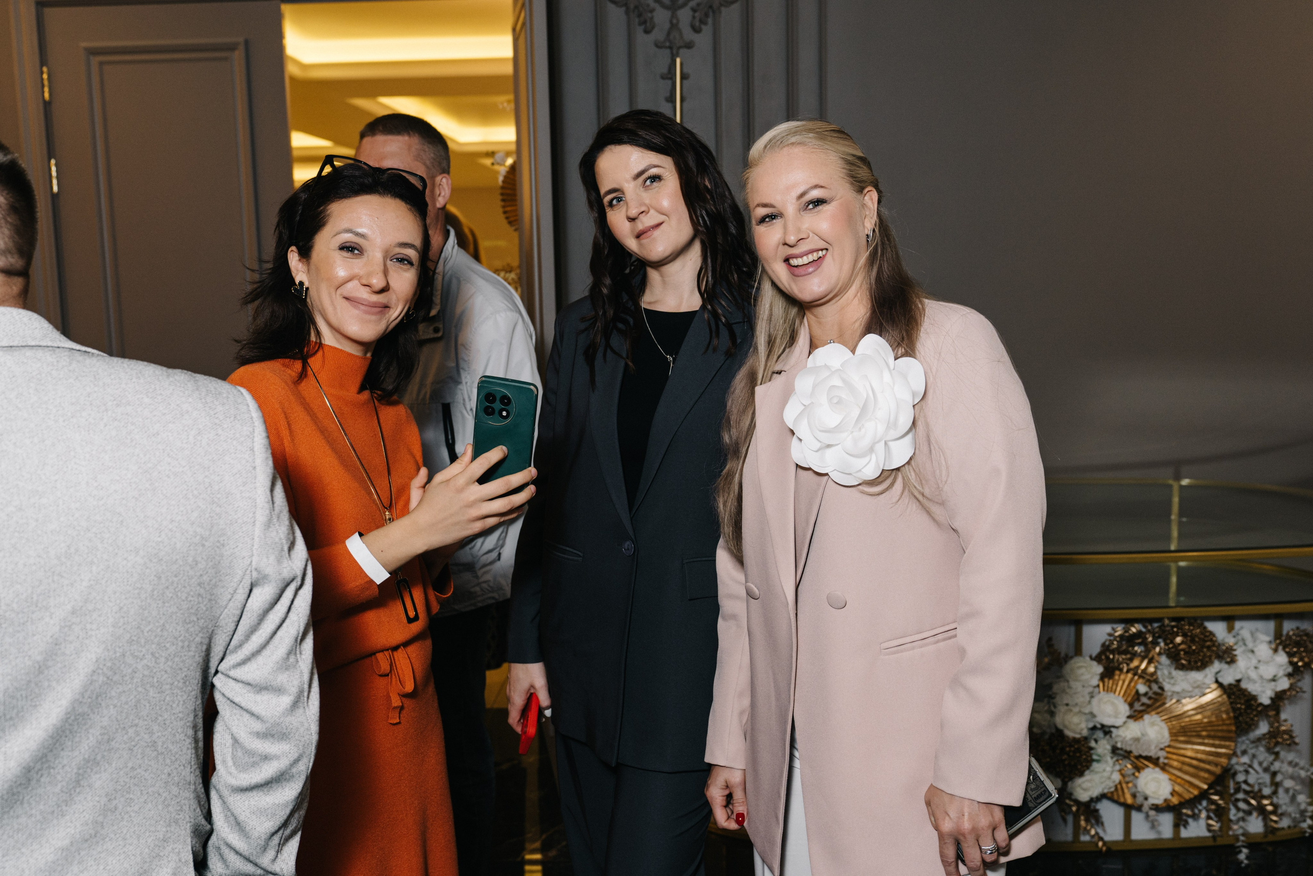 UDS. Время действовать. Свадебный и Мужской фотограф