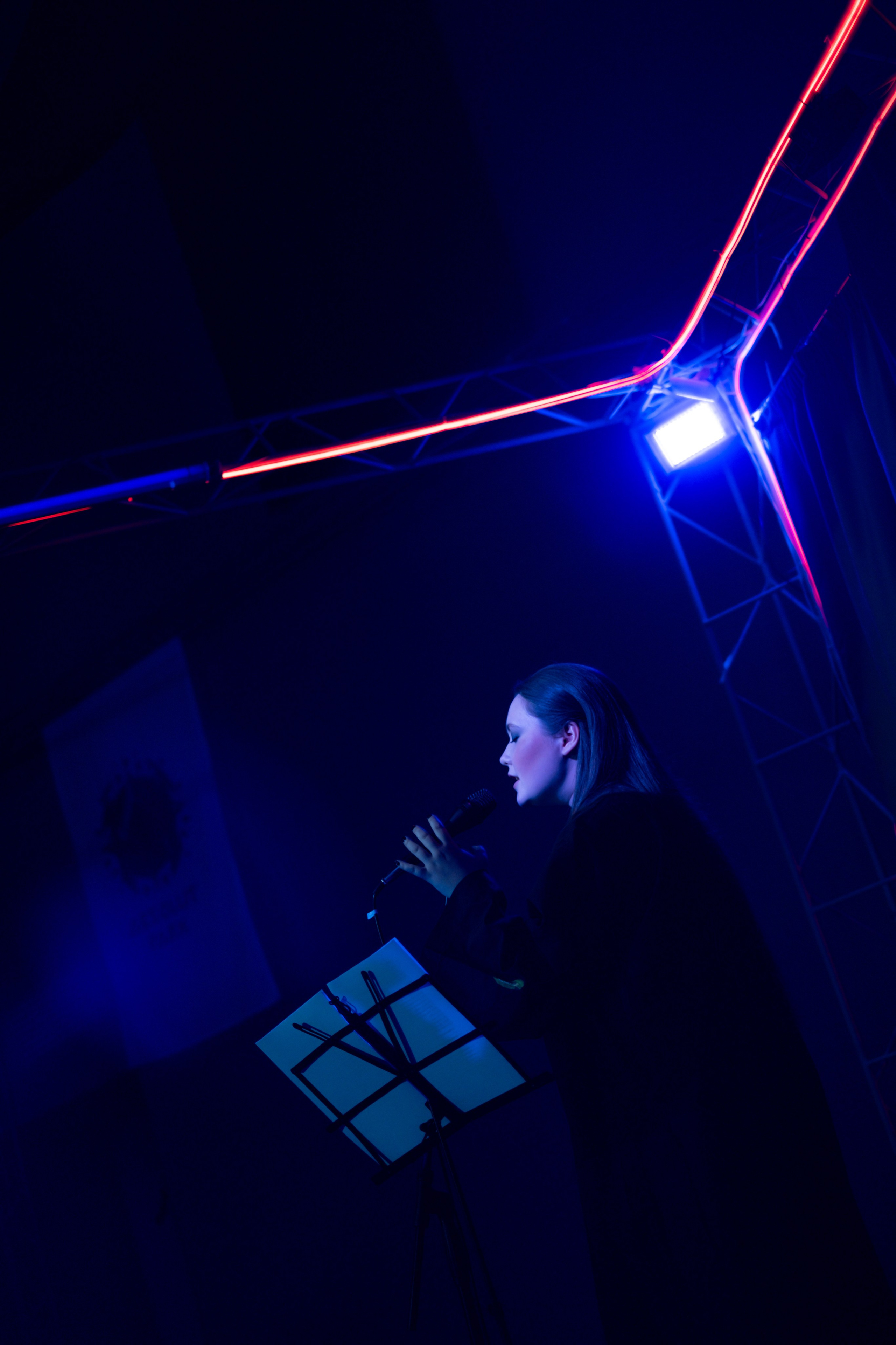 ЛЮБА: съемка спектакля | Проведение корпоративных съемок Новосибирск. Ксения Ильиных — Фотограф в Новосибирске