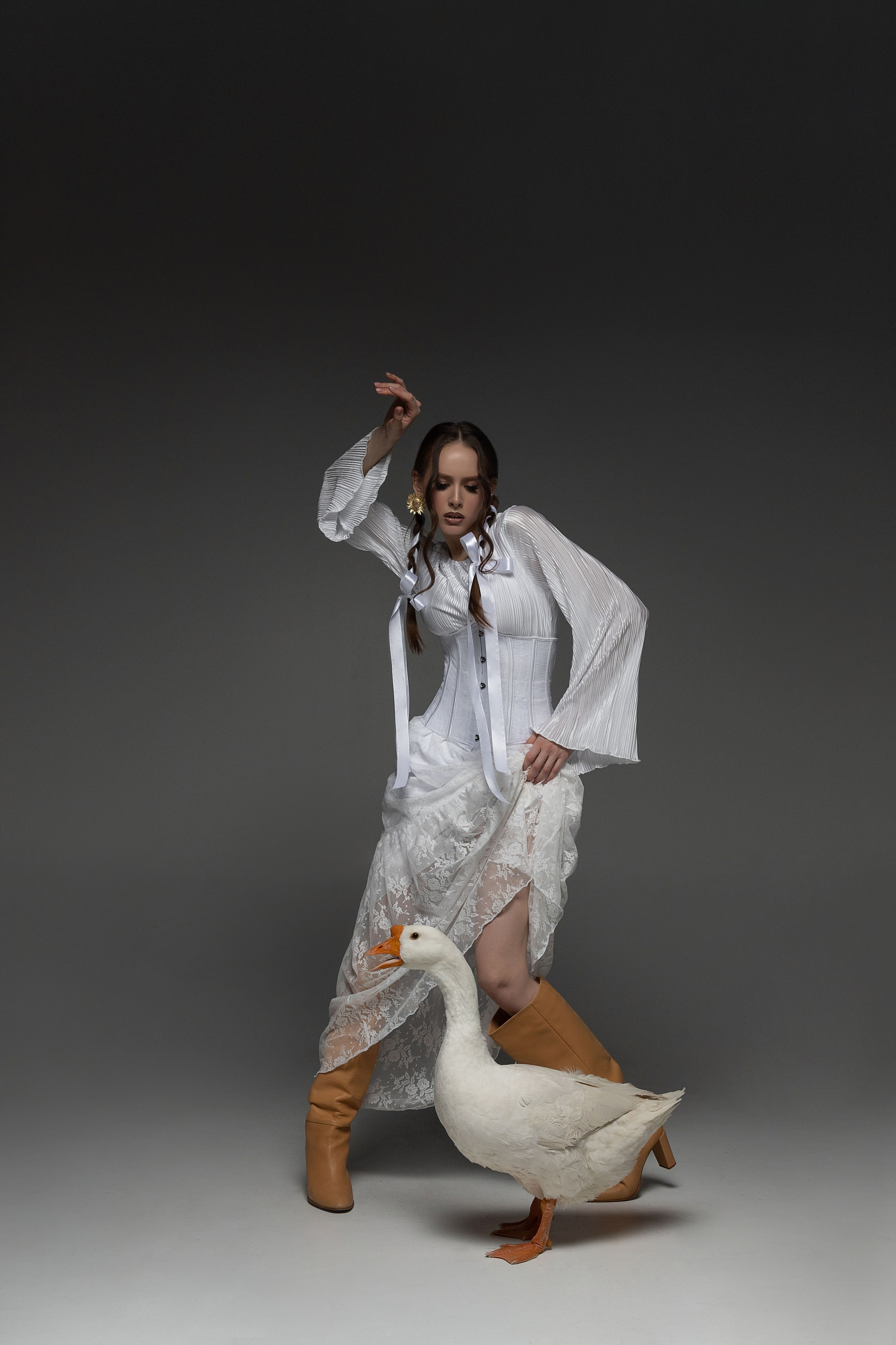 СЪЕМКА В СТУДИИ. Фотограф индивидуальных женских портретов и LOVEstory в Москве