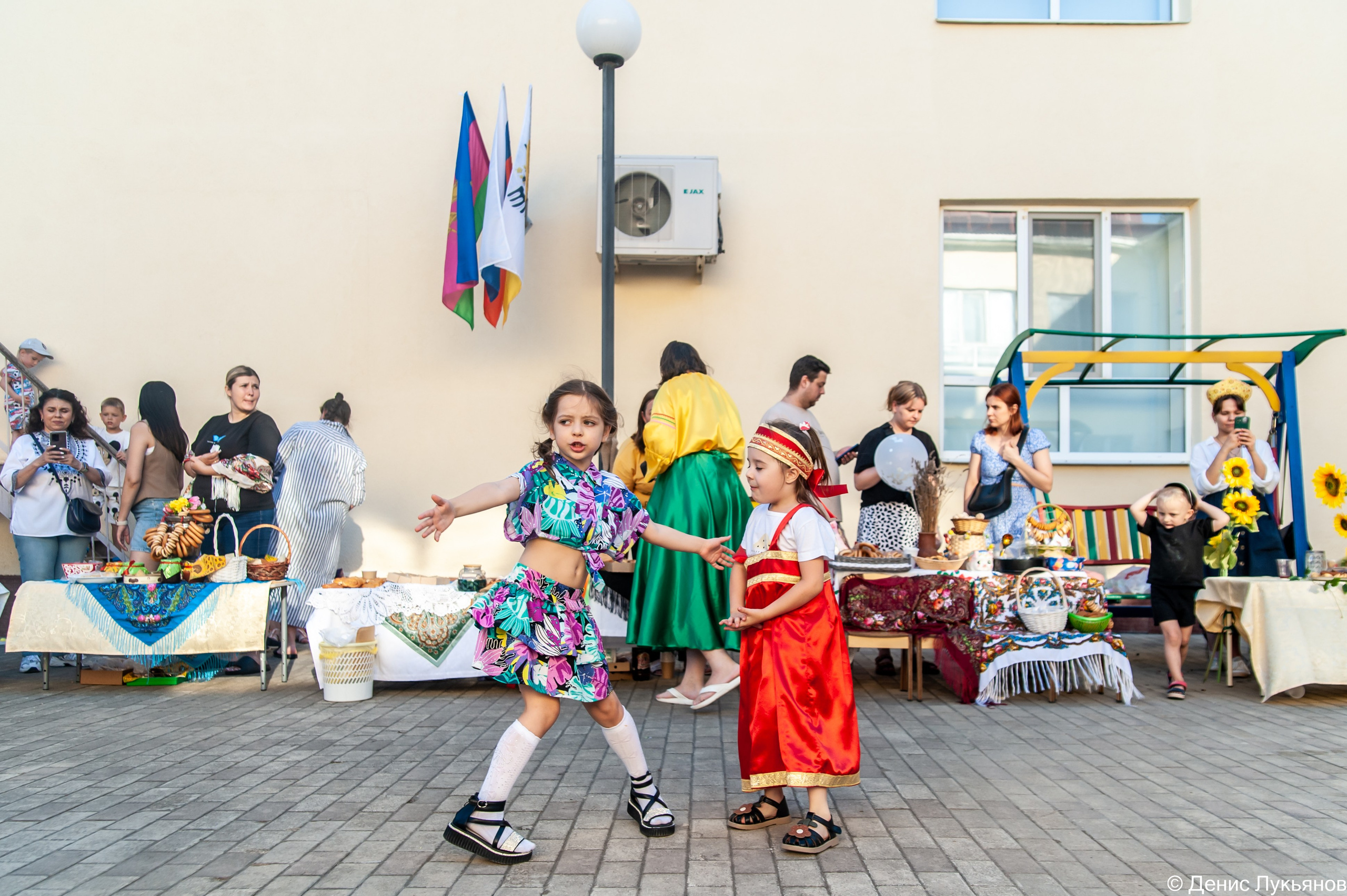 Ярмарка. Свадебный и семейный фотограф Денис Лукьянов в Краснодаре, Краснодарском крае и Республике Крым