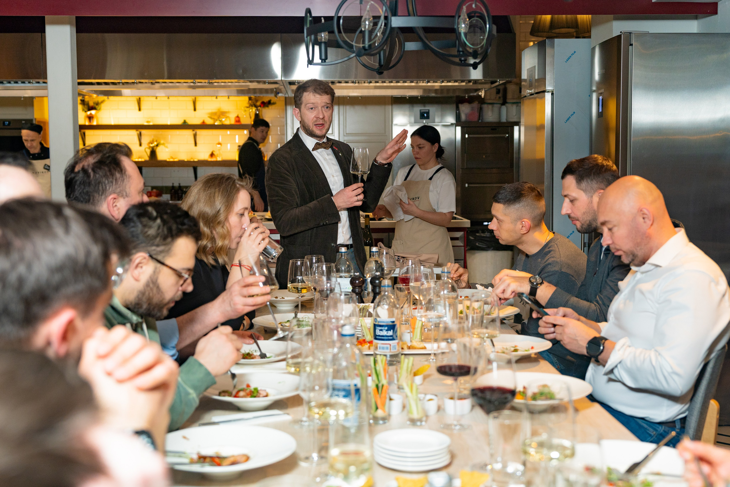 NOVIKOV SCHOOL — Умами зал. Фотограф Никита Комаров