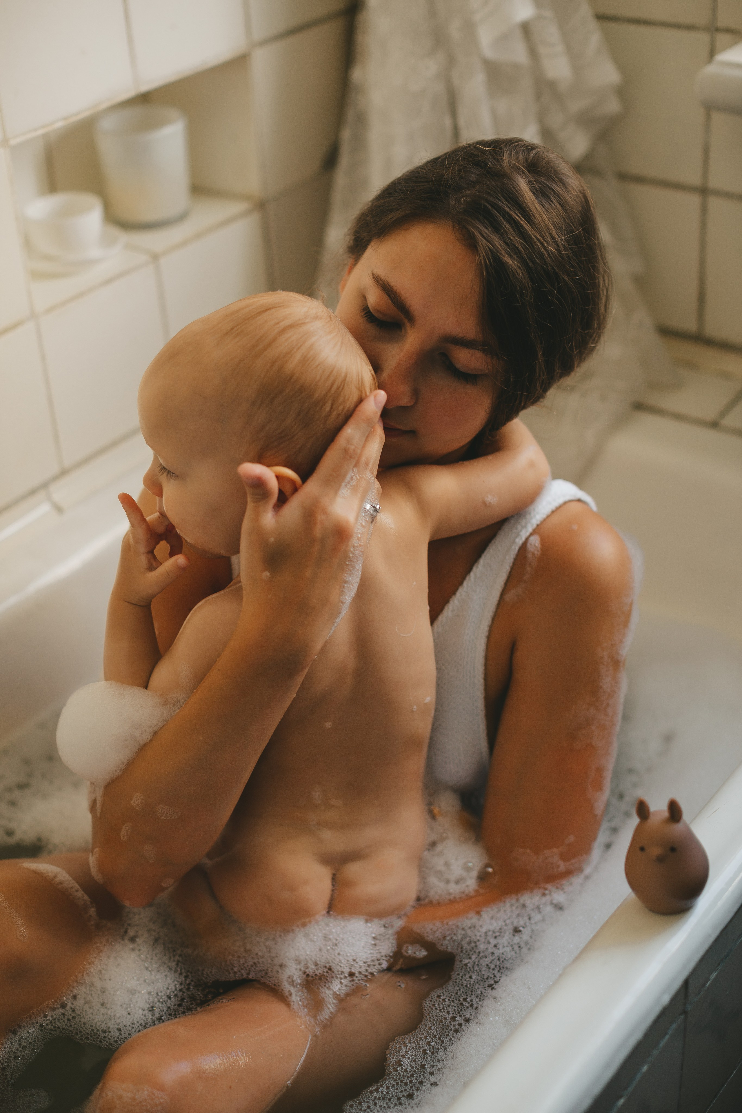 Стас, Даша и Ева (купание в ванной). Семейный и детский фотограф и видеограф в Москве, Дрокина Наталья