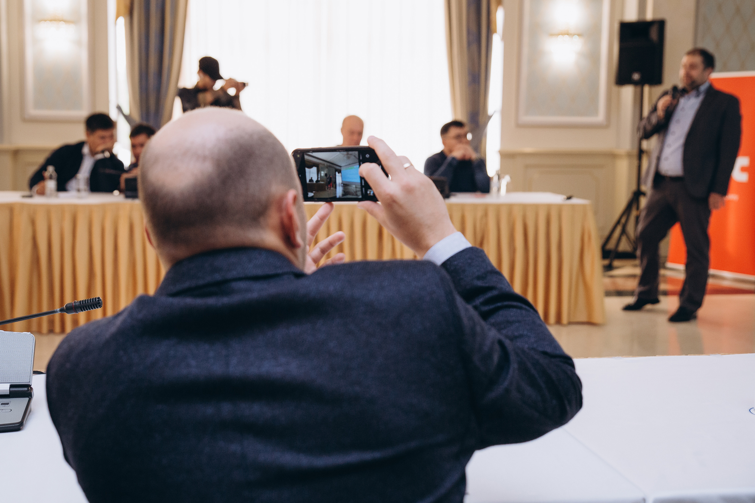 Конференции и форумы. Фотограф в Нур-Султан Лю-Гуной Руслан