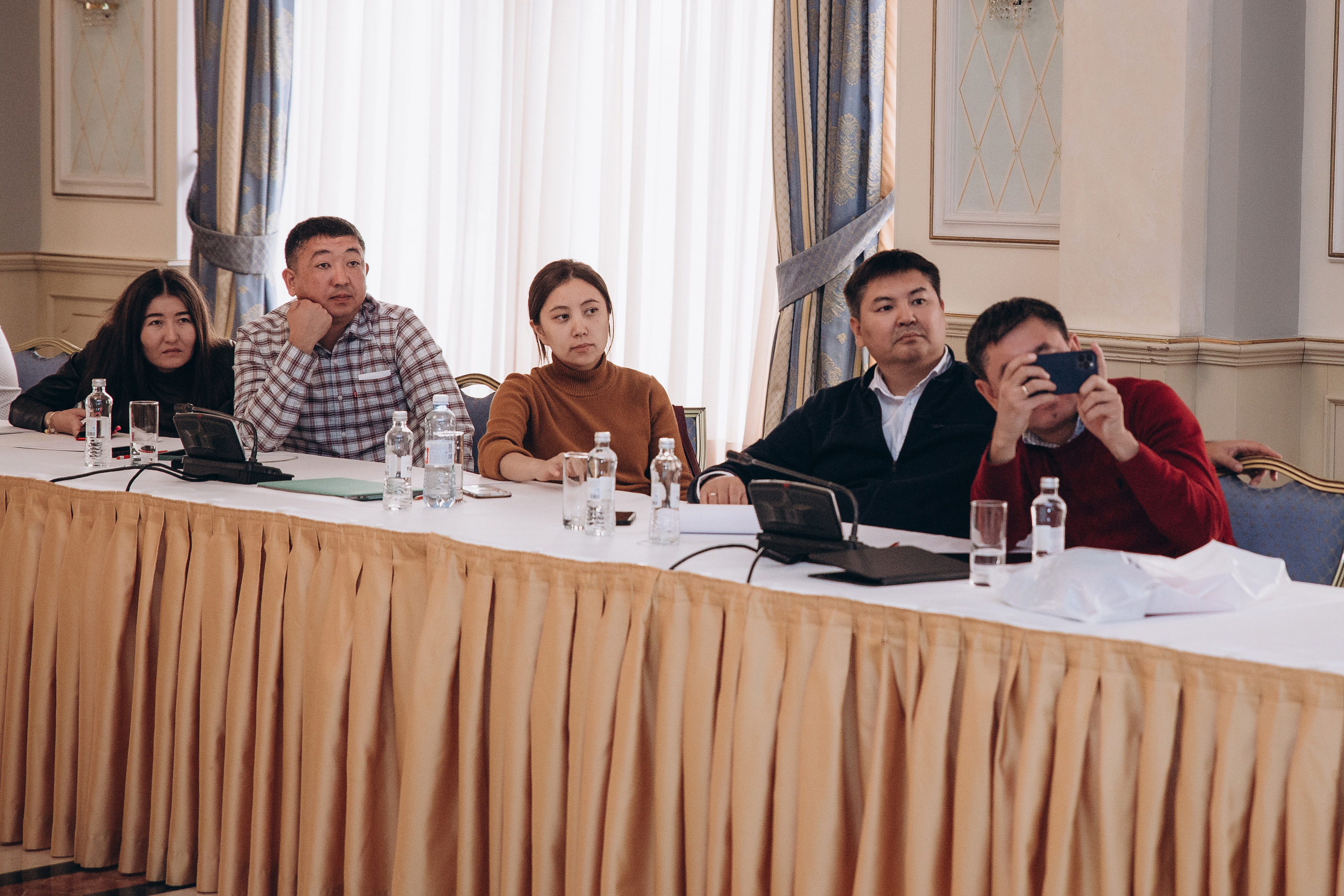 Конференции и форумы. Фотограф в Нур-Султан Лю-Гуной Руслан