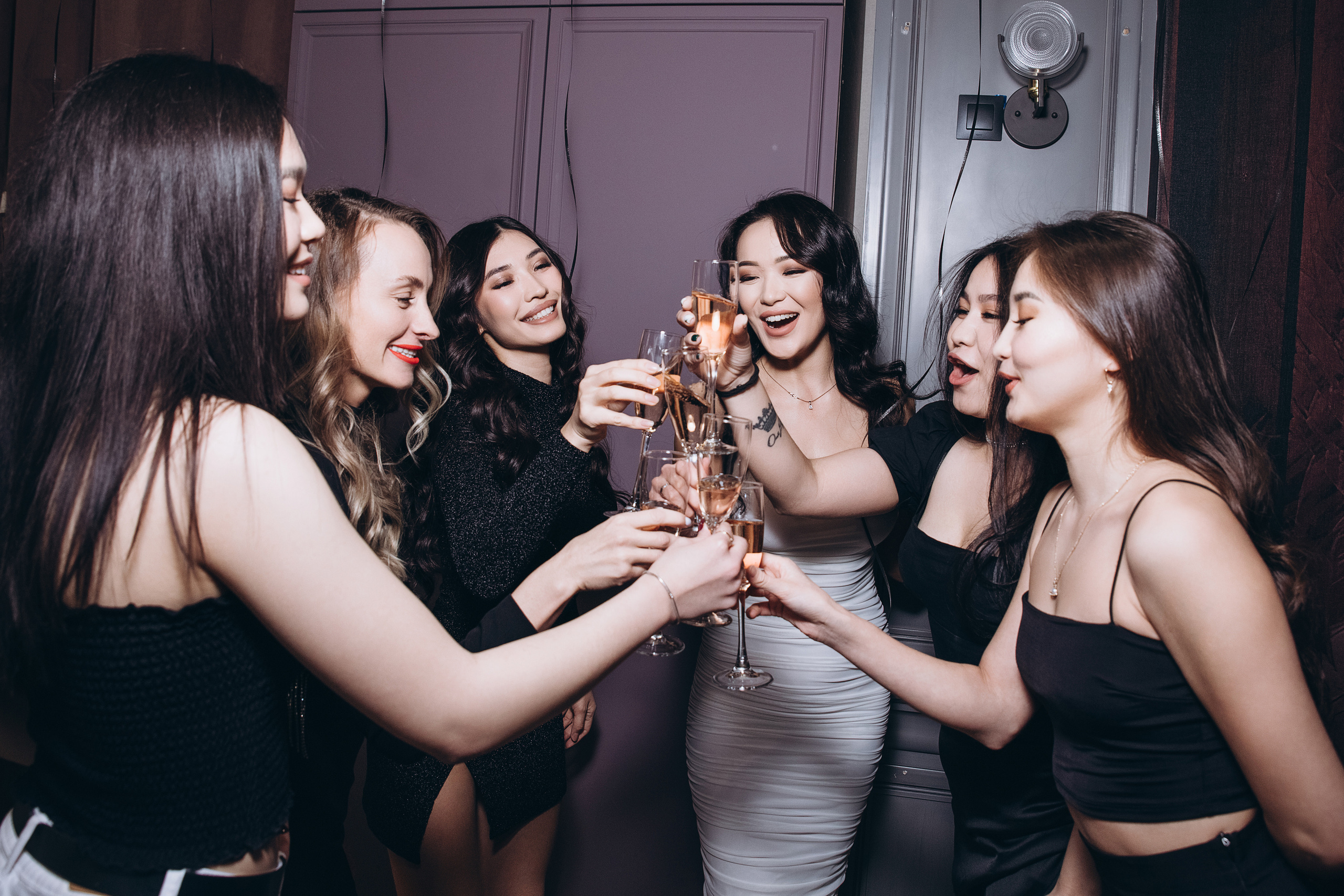 Девичники. Фотограф в Нур-Султан Лю-Гуной Руслан