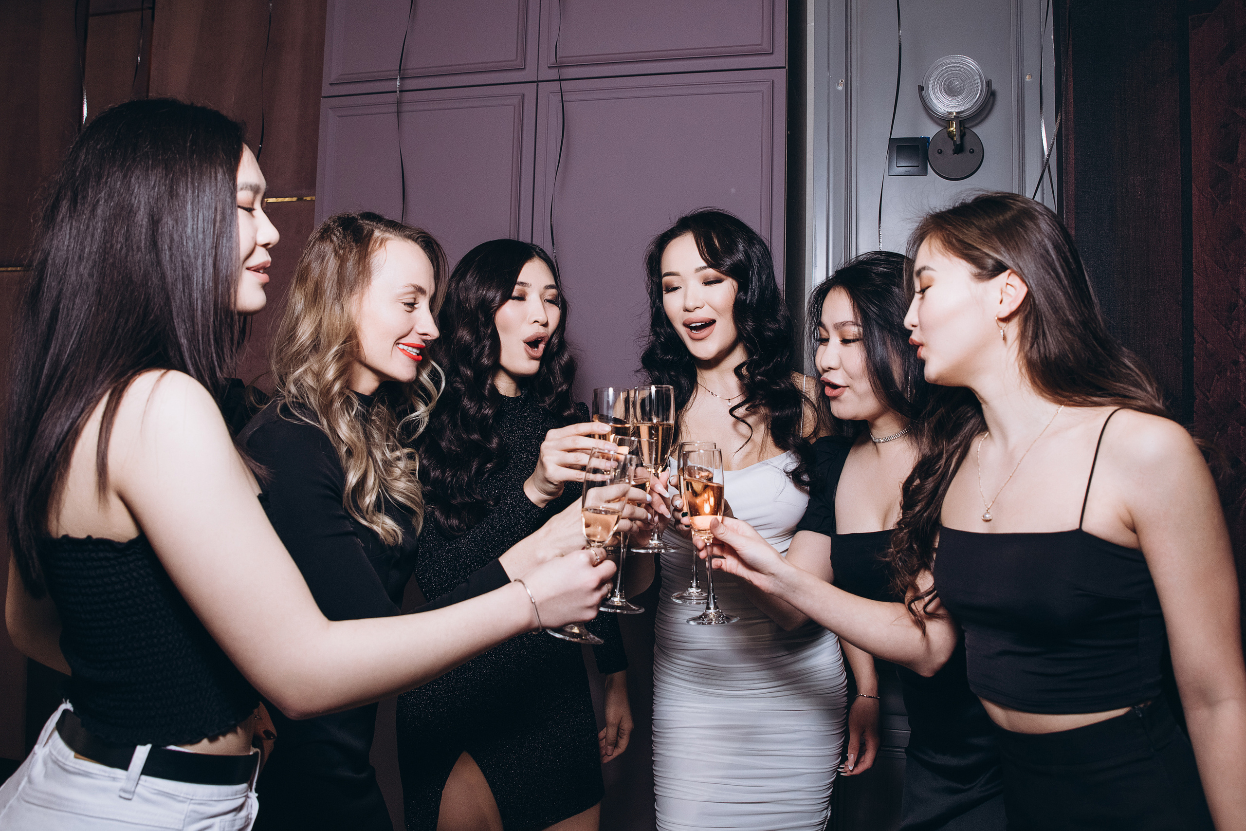 Девичники. Фотограф в Нур-Султан Лю-Гуной Руслан