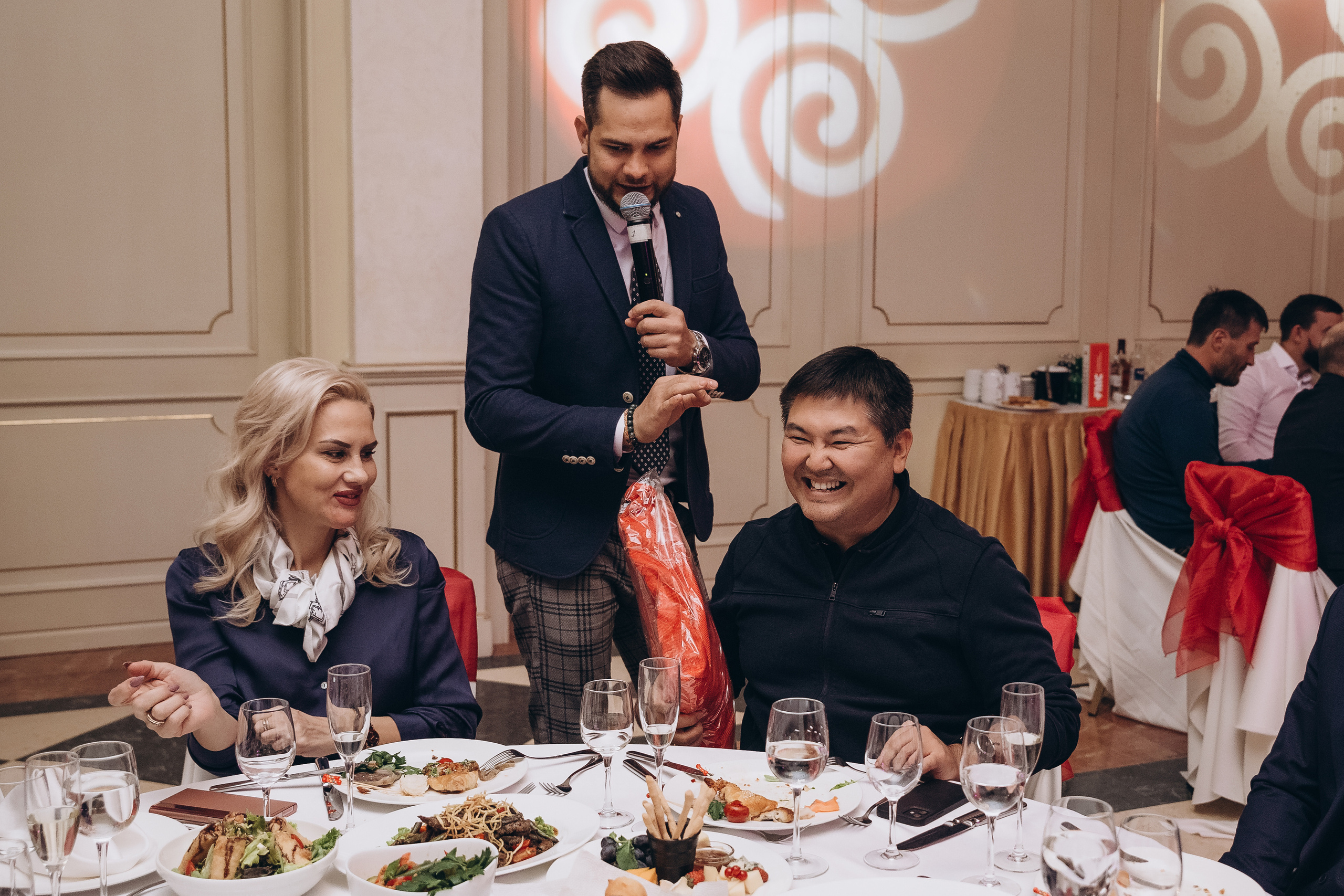 Конференции и форумы. Фотограф в Нур-Султан Лю-Гуной Руслан