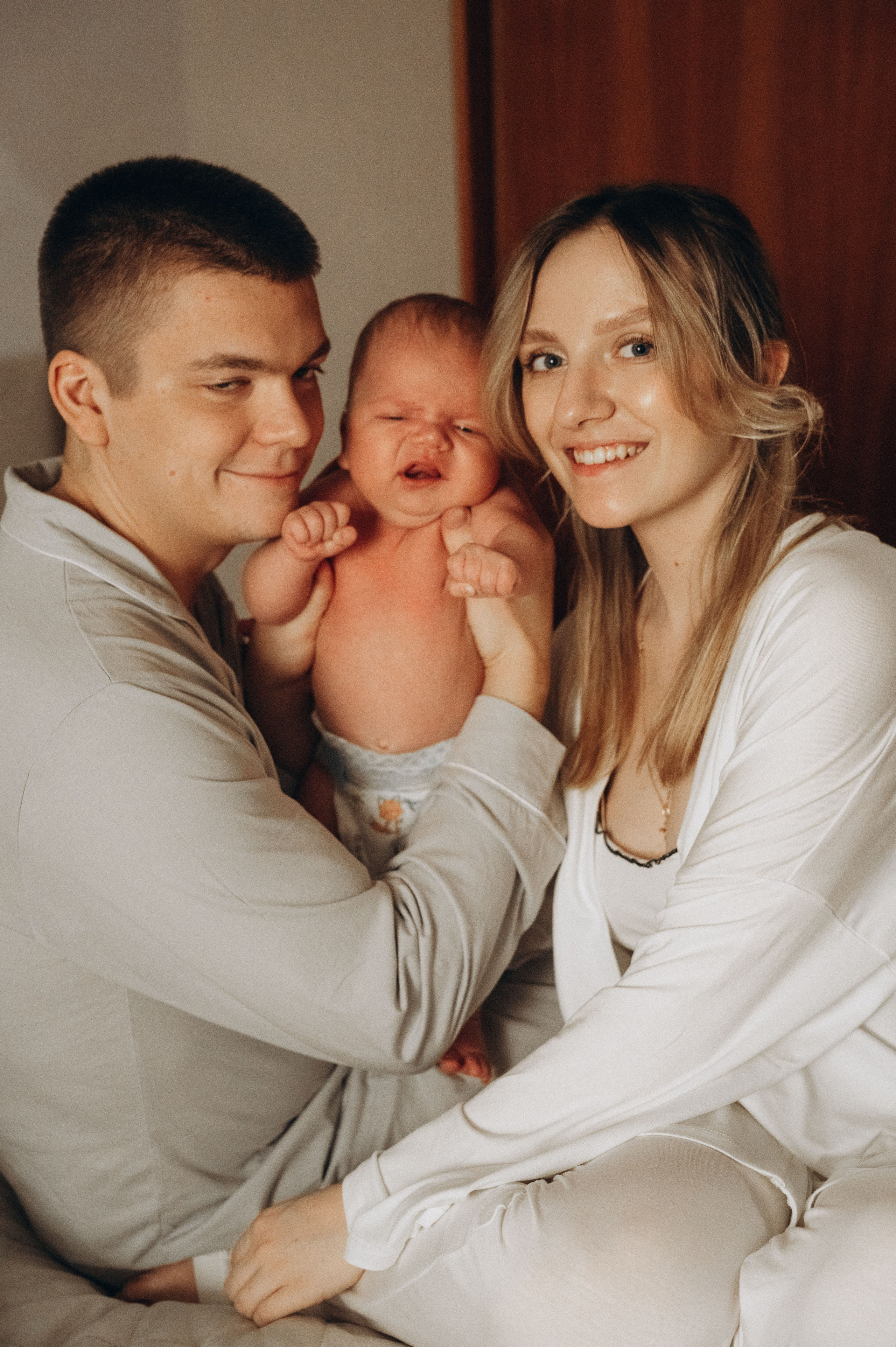 Иван, Ксения и Лев. Фотограф беременности и семьи, домашние съемки, Ньюборн