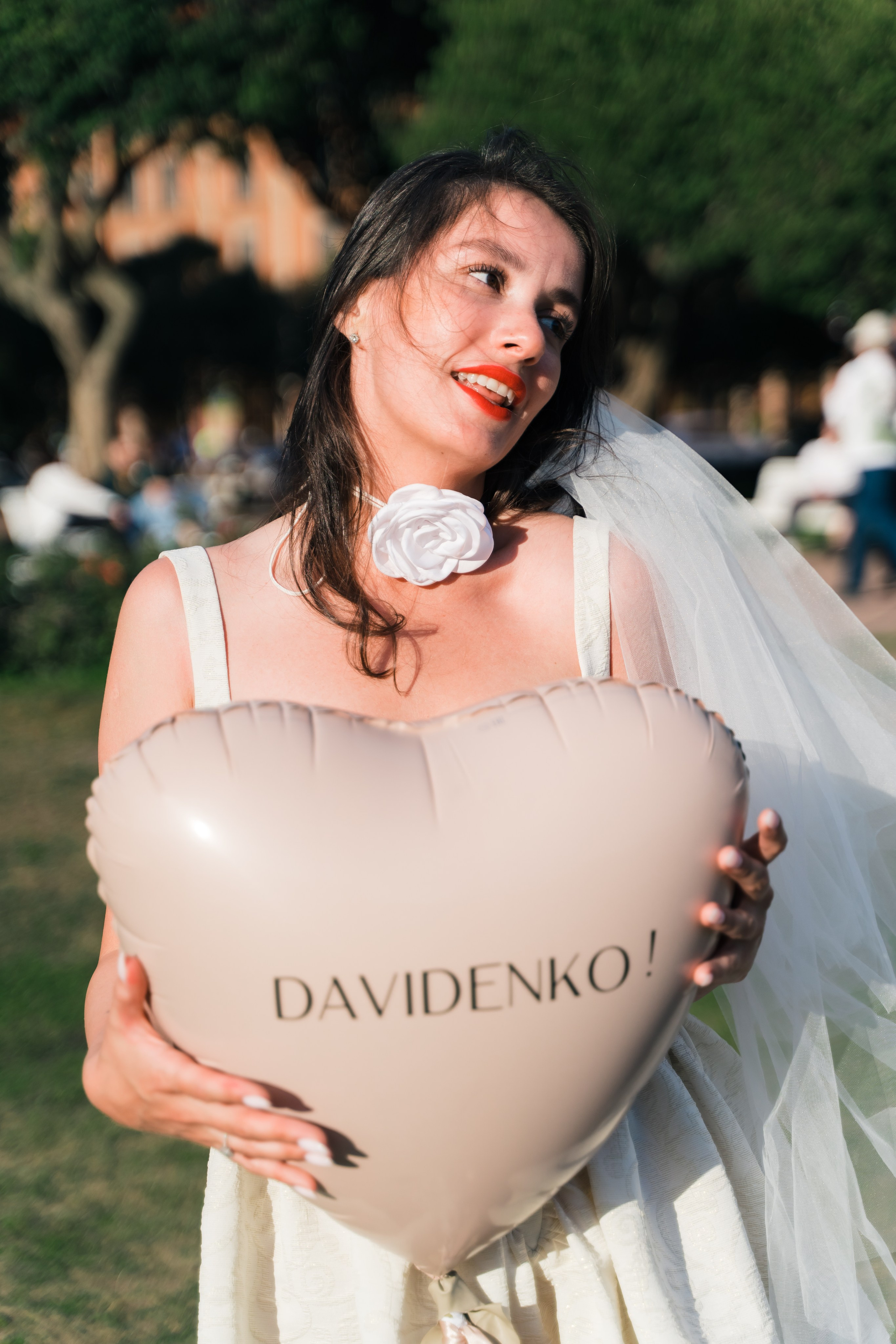 Фотосъемка девичника, встреча девушек, веселые женские портреты