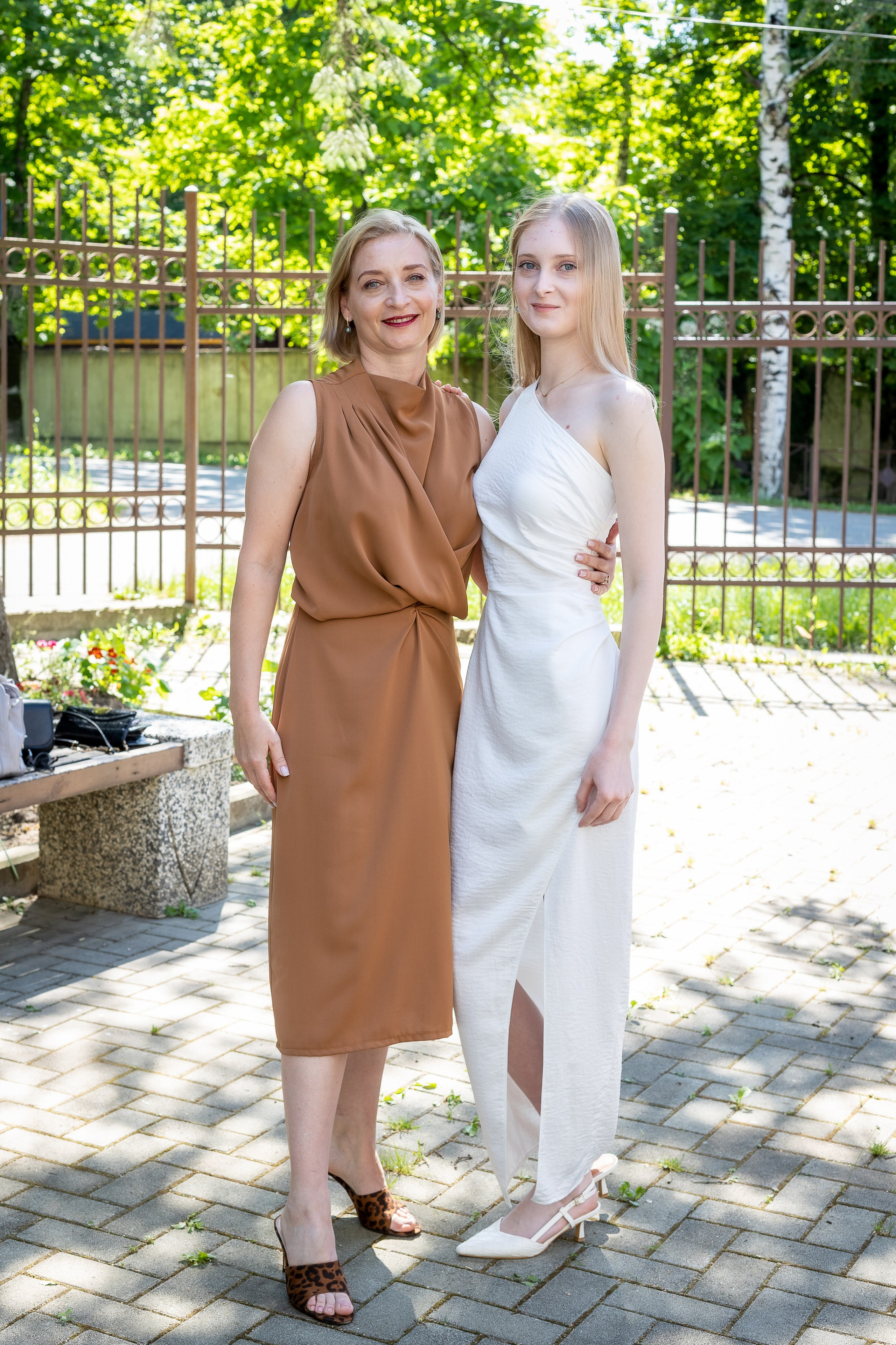 Вручение аттестата 2025. Выпускные альбомы Майкоп, Краснодар Елена Золотарева